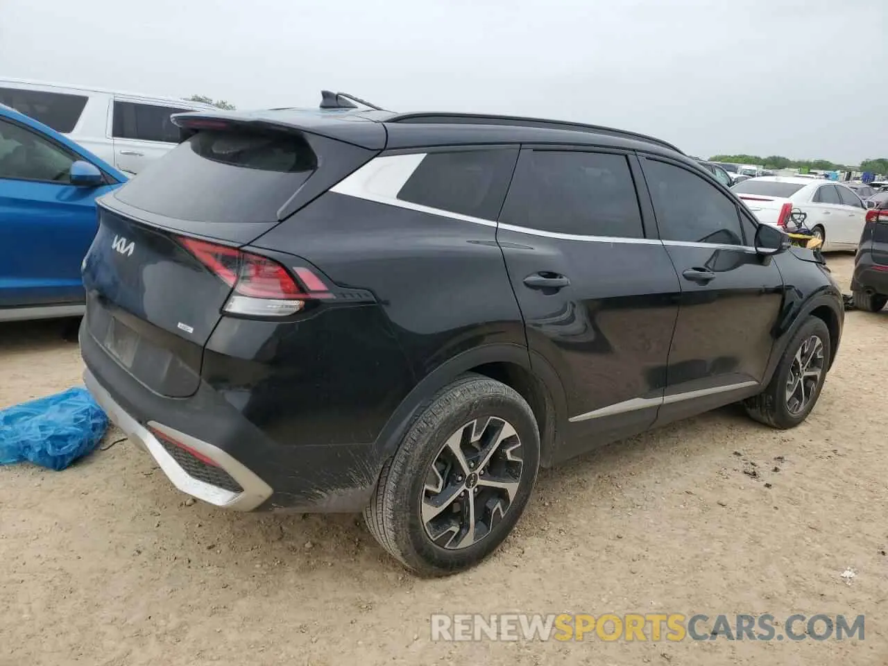 3 fotografías del automóvil dañado KNDPVCAG9P7015501 KIA SPORTAGE 2023