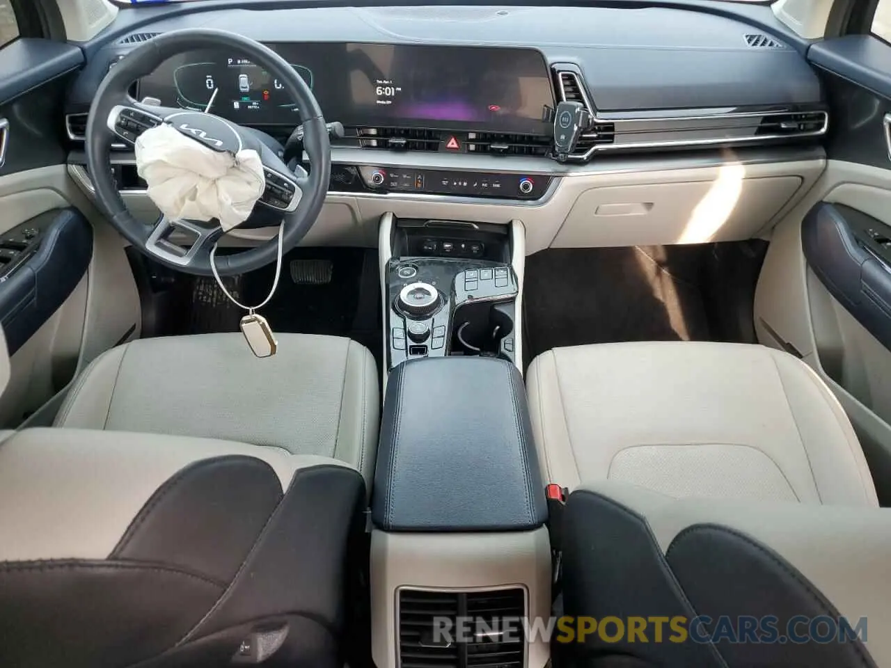 8 fotografías del automóvil dañado KNDPVCAG9P7015501 KIA SPORTAGE 2023