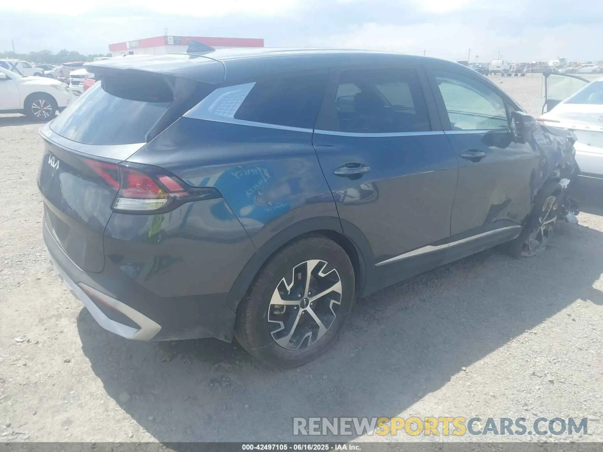 4 fotografías del automóvil dañado 5XYK33DF3RG230350 KIA SPORTAGE 2024