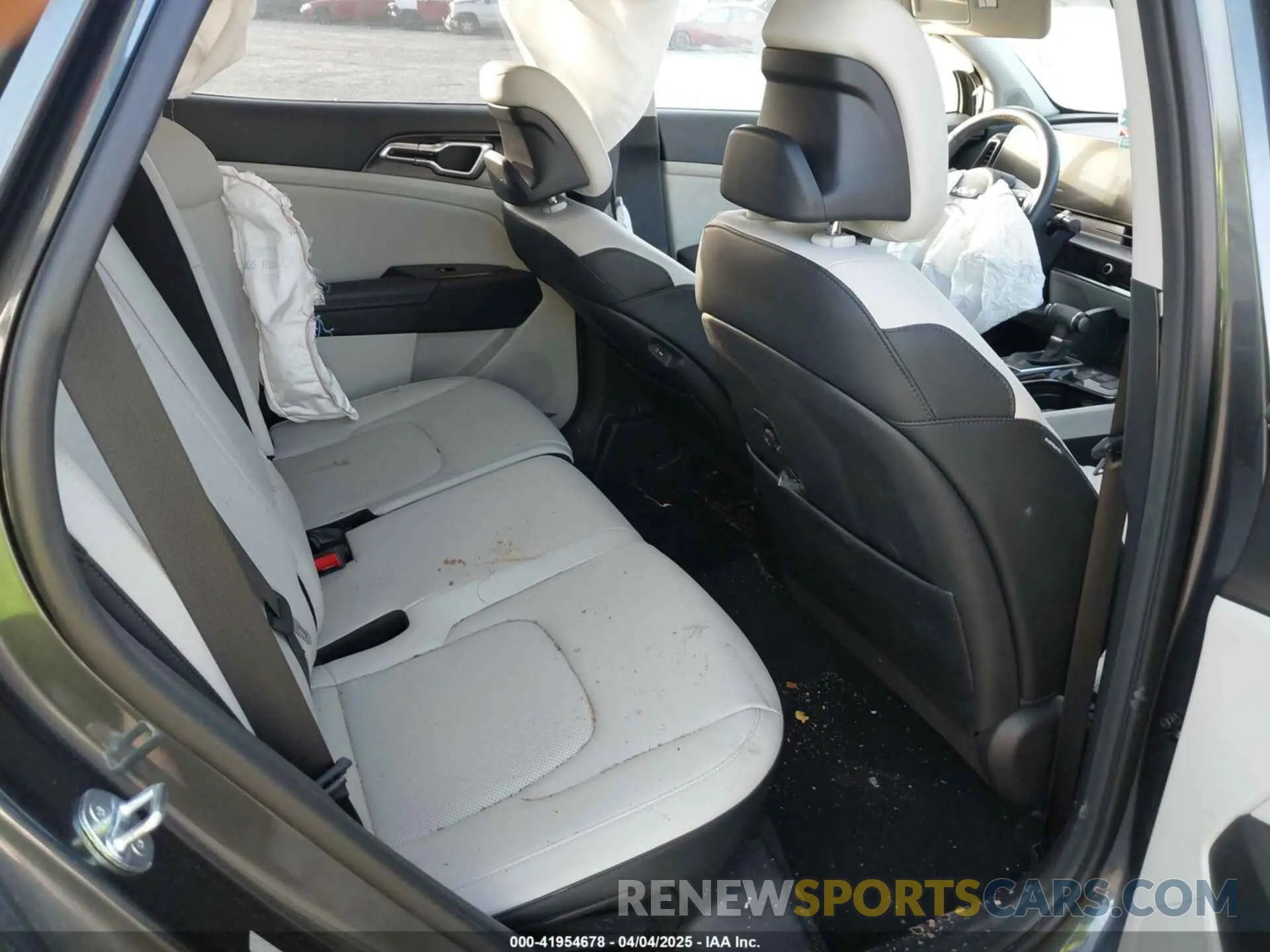 8 fotografías del automóvil dañado 5XYK33DF7RG144202 KIA SPORTAGE 2024