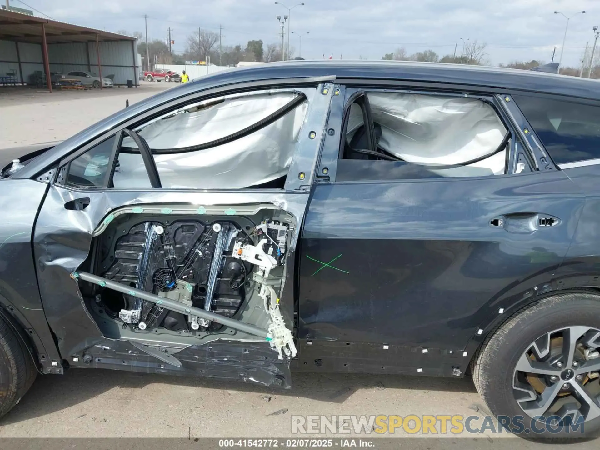 15 fotografías del automóvil dañado 5XYK33DF9RG172776 KIA SPORTAGE 2024