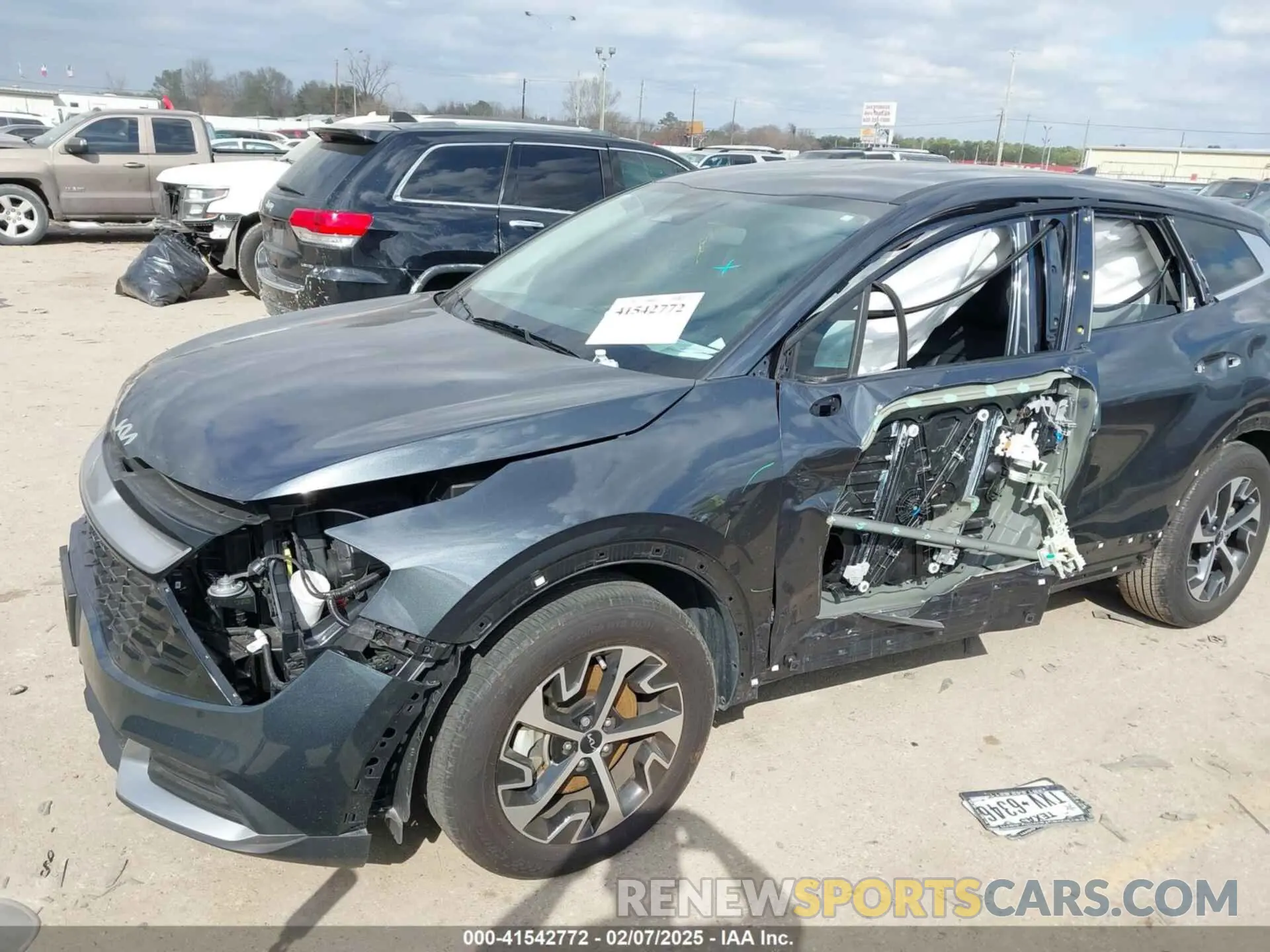 6 fotografías del automóvil dañado 5XYK33DF9RG172776 KIA SPORTAGE 2024