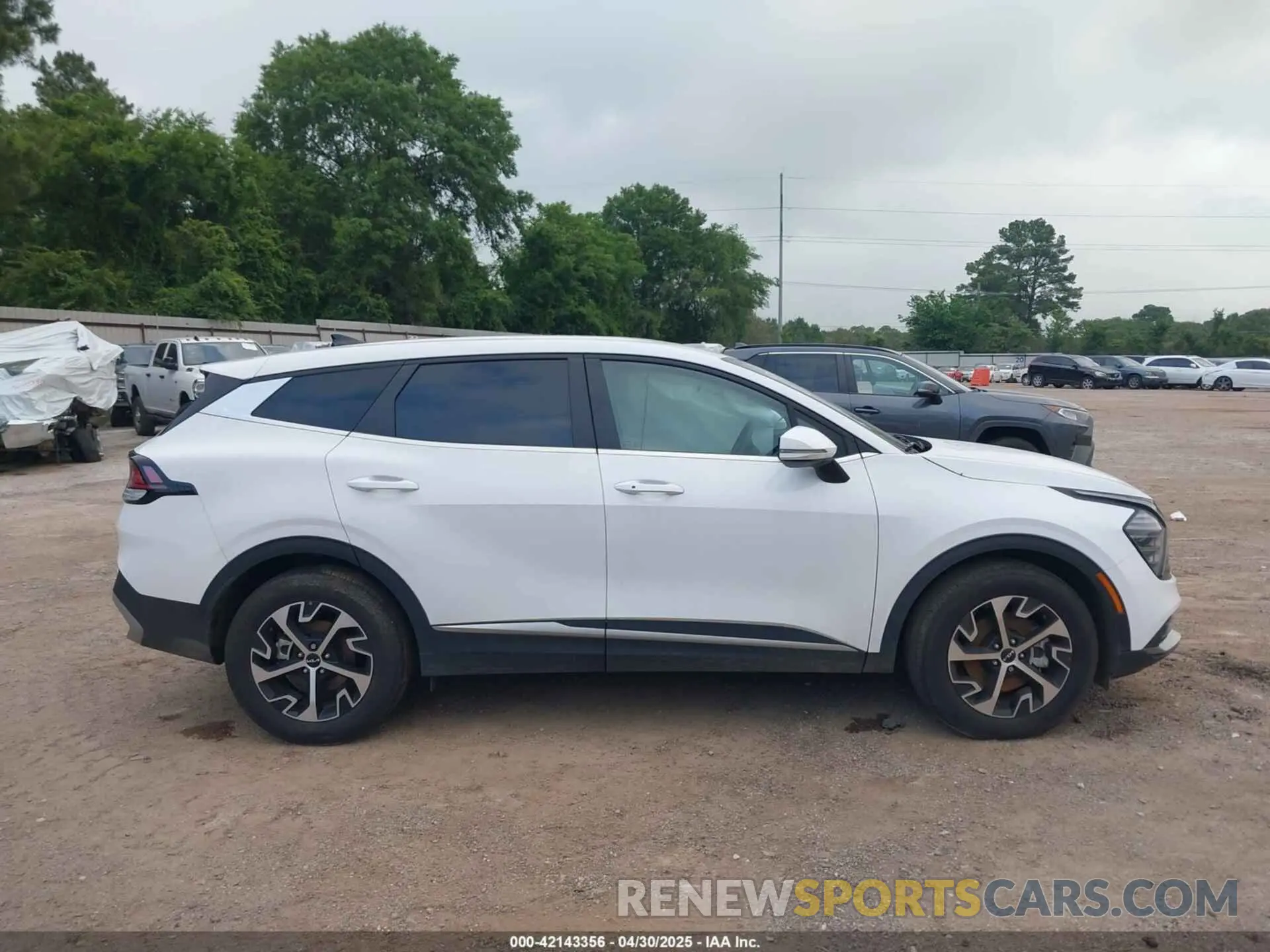 13 fotografías del automóvil dañado 5XYK33DFXRG146980 KIA SPORTAGE 2024