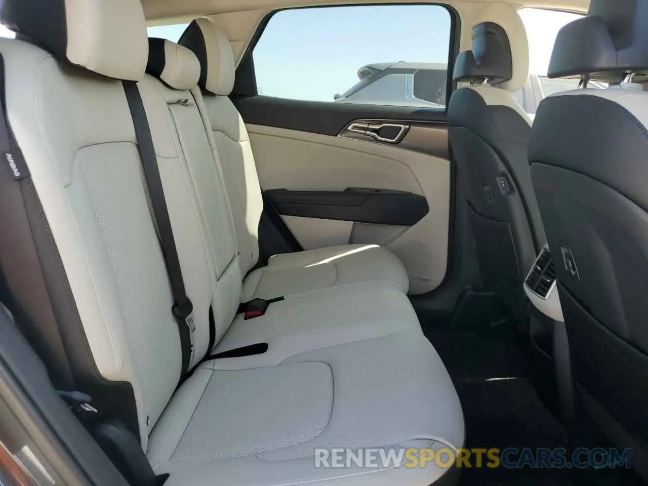 11 fotografías del automóvil dañado 5XYK33DFXRG200875 KIA SPORTAGE 2024