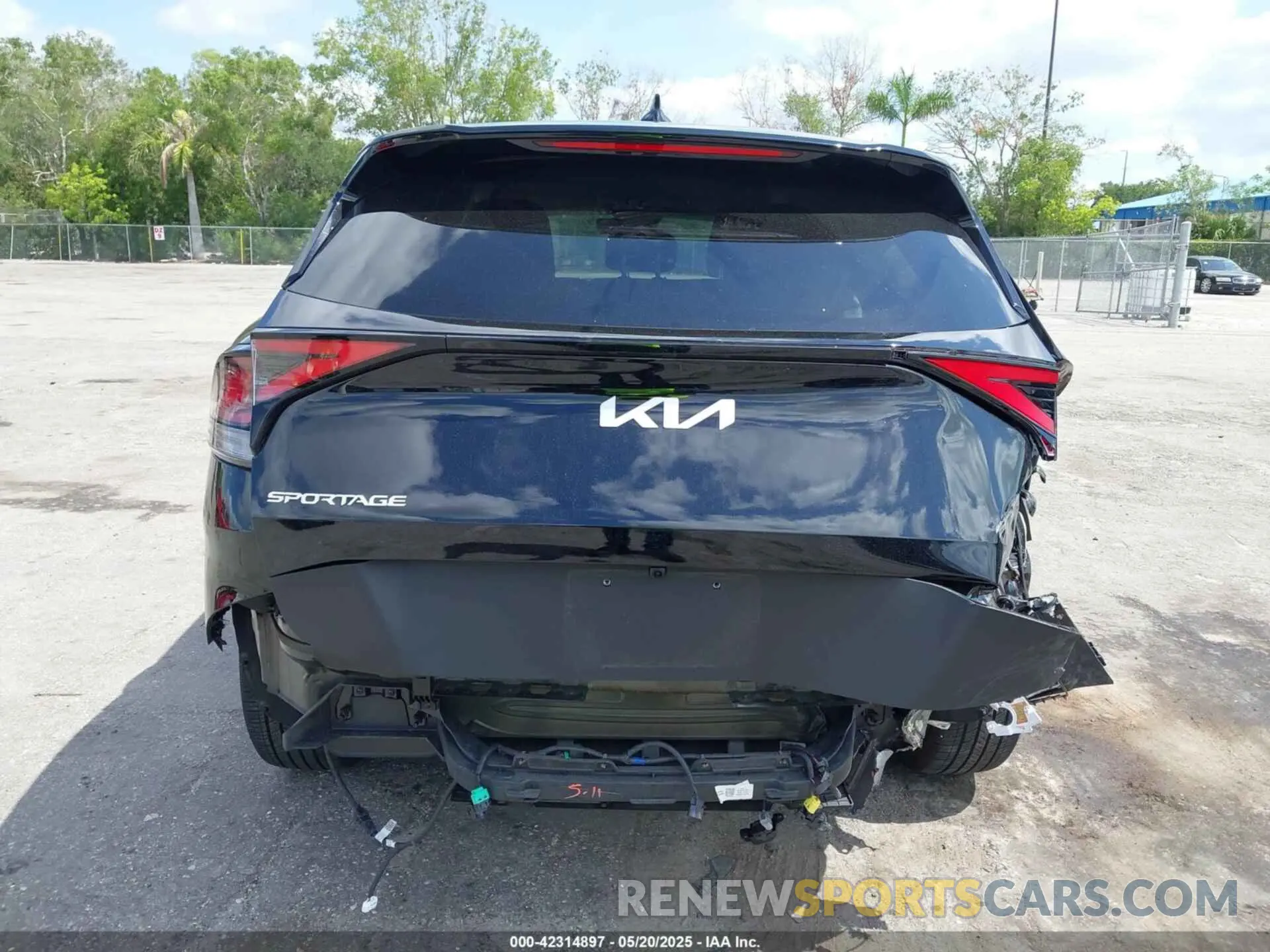 16 fotografías del automóvil dañado 5XYK33DFXRG227090 KIA SPORTAGE 2024