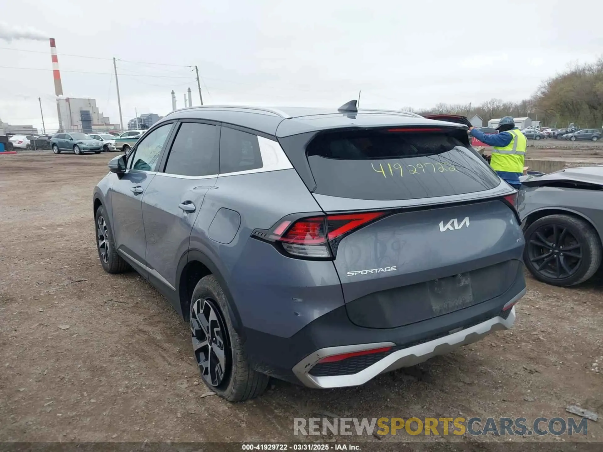 3 fotografías del automóvil dañado 5XYK3CDF0RG172794 KIA SPORTAGE 2024