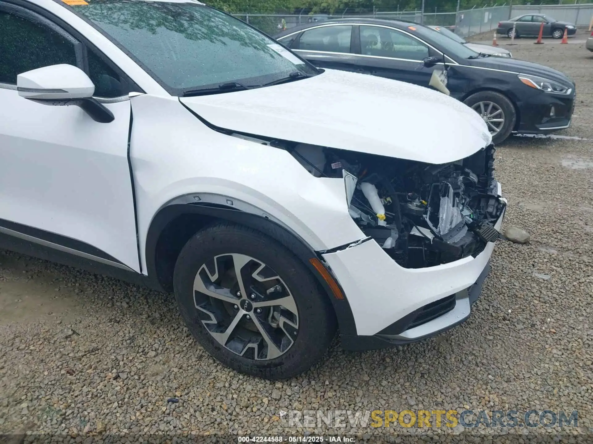 19 fotografías del automóvil dañado 5XYK3CDF2RG183800 KIA SPORTAGE 2024