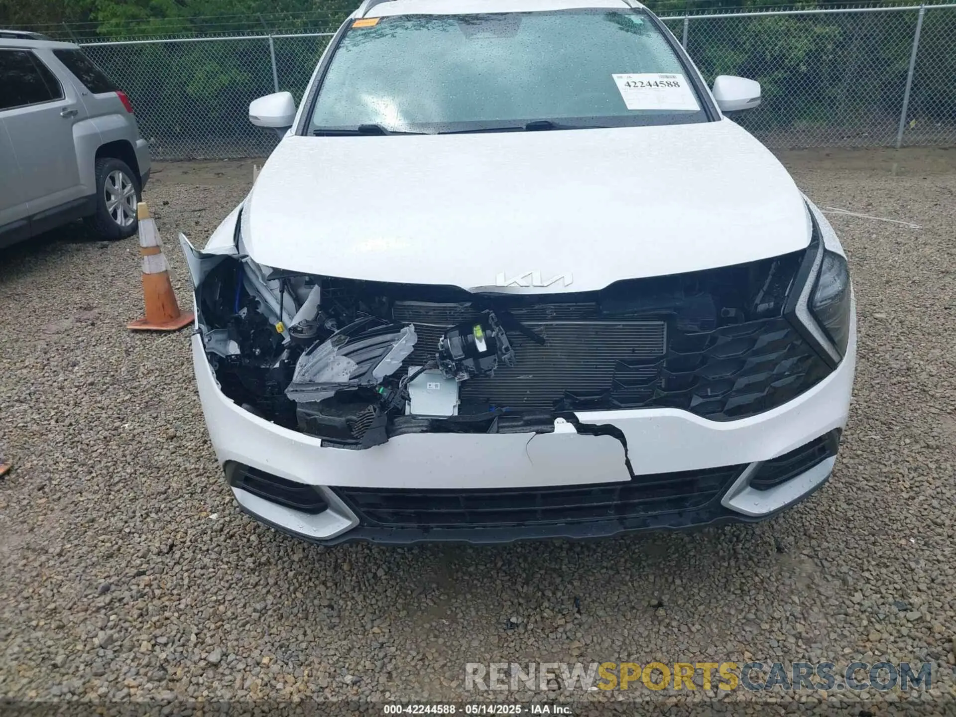 6 fotografías del automóvil dañado 5XYK3CDF2RG183800 KIA SPORTAGE 2024