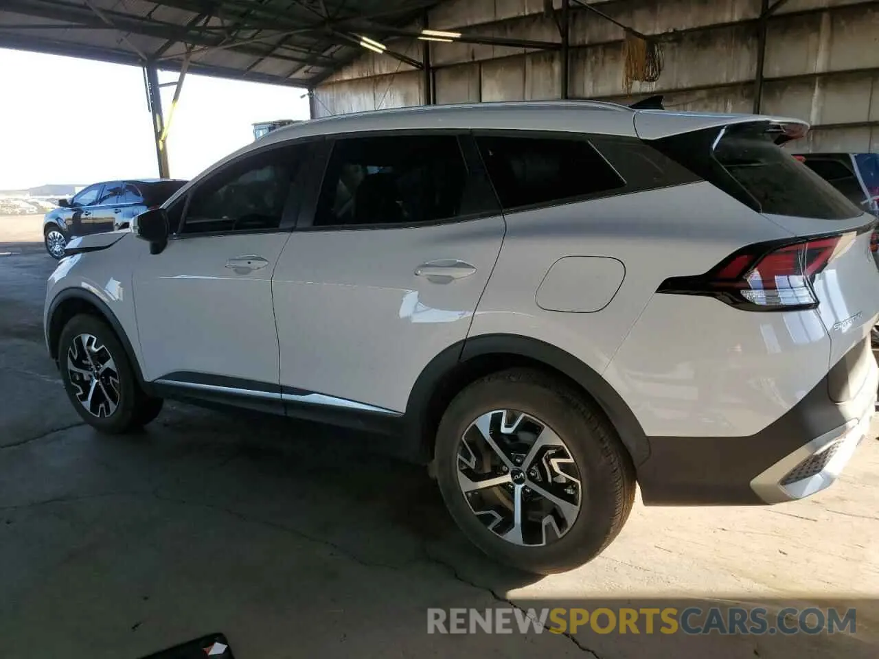 2 fotografías del automóvil dañado 5XYK3CDF2RG201180 KIA SPORTAGE 2024