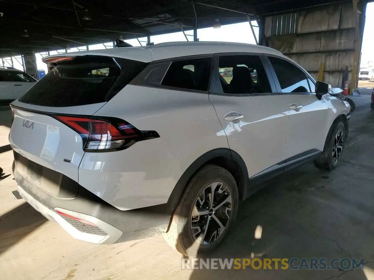 3 fotografías del automóvil dañado 5XYK3CDF2RG201180 KIA SPORTAGE 2024
