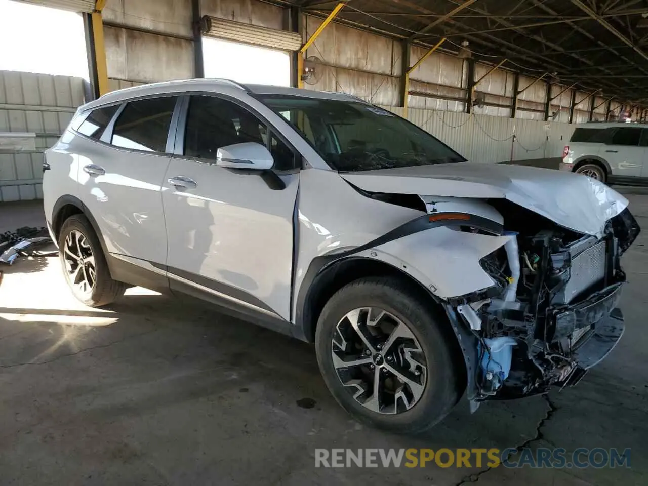 4 fotografías del automóvil dañado 5XYK3CDF2RG201180 KIA SPORTAGE 2024