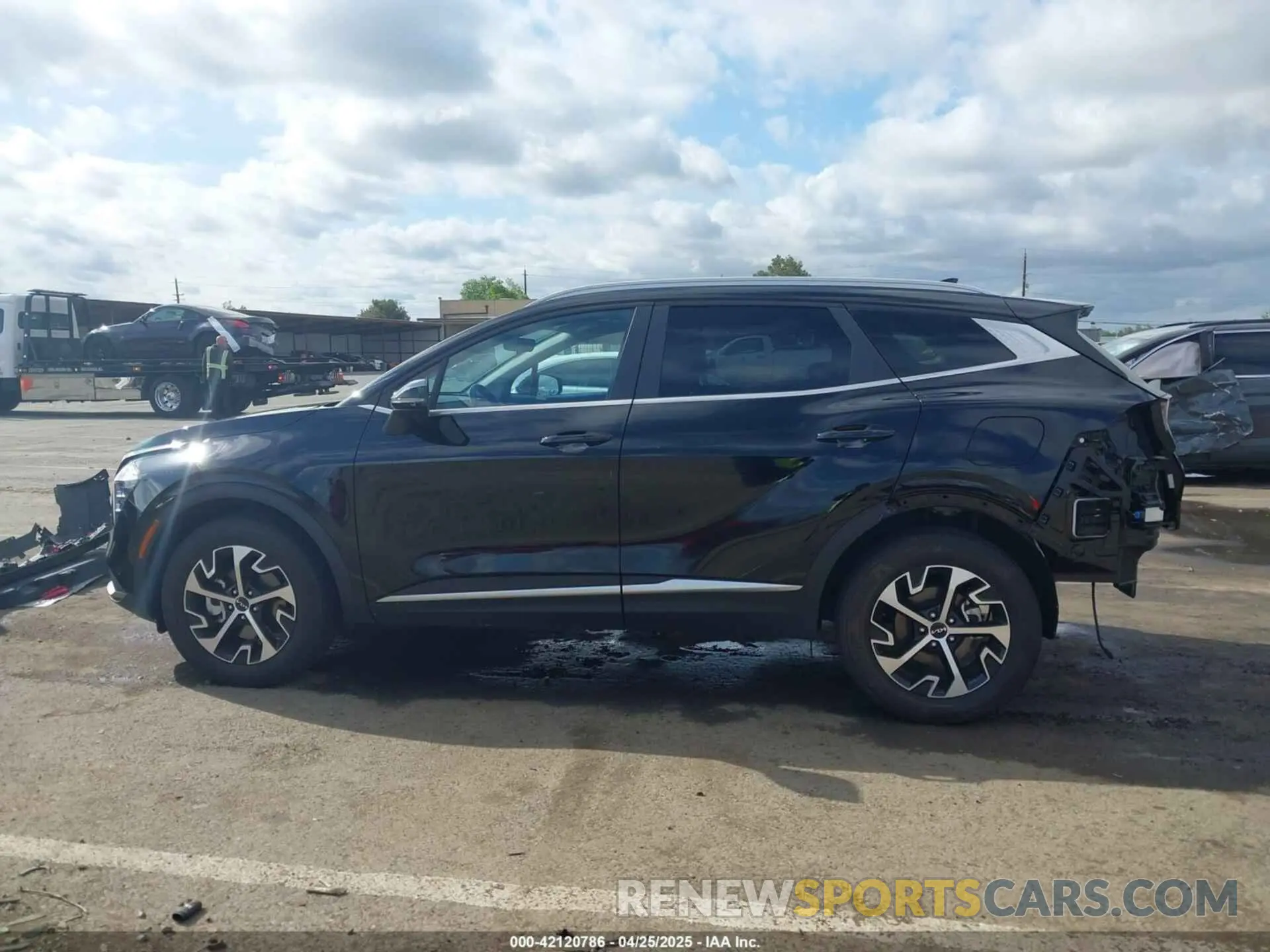 15 fotografías del automóvil dañado 5XYK3CDF3RG146643 KIA SPORTAGE 2024
