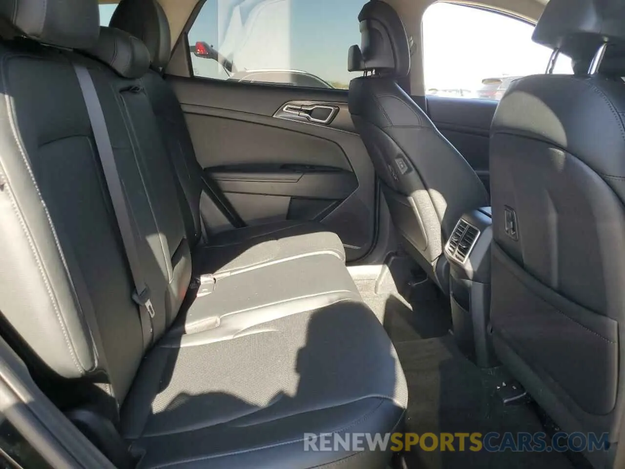 11 fotografías del automóvil dañado 5XYK3CDF6RG151089 KIA SPORTAGE 2024