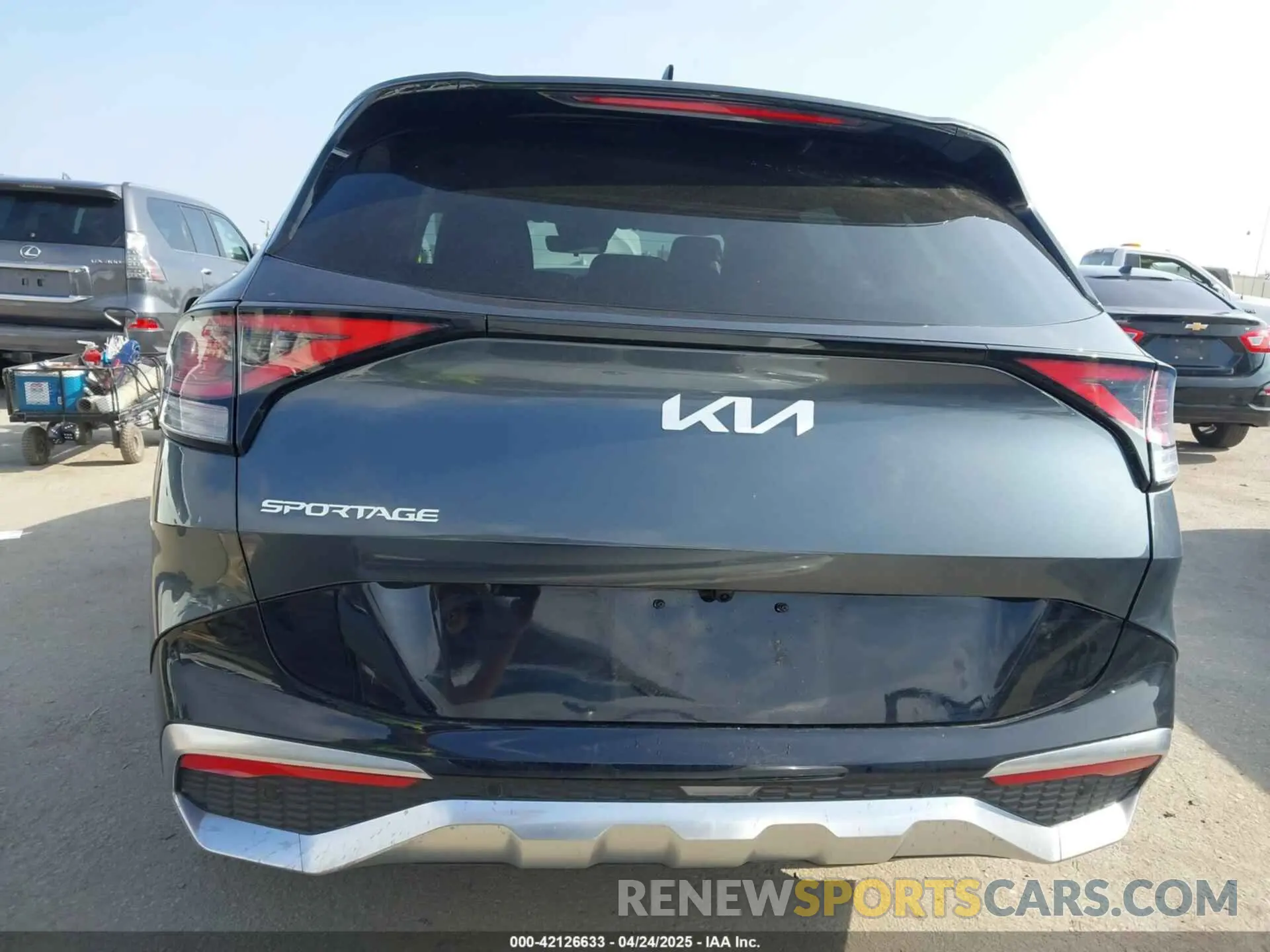 17 fotografías del automóvil dañado 5XYK43DF0RG222512 KIA SPORTAGE 2024