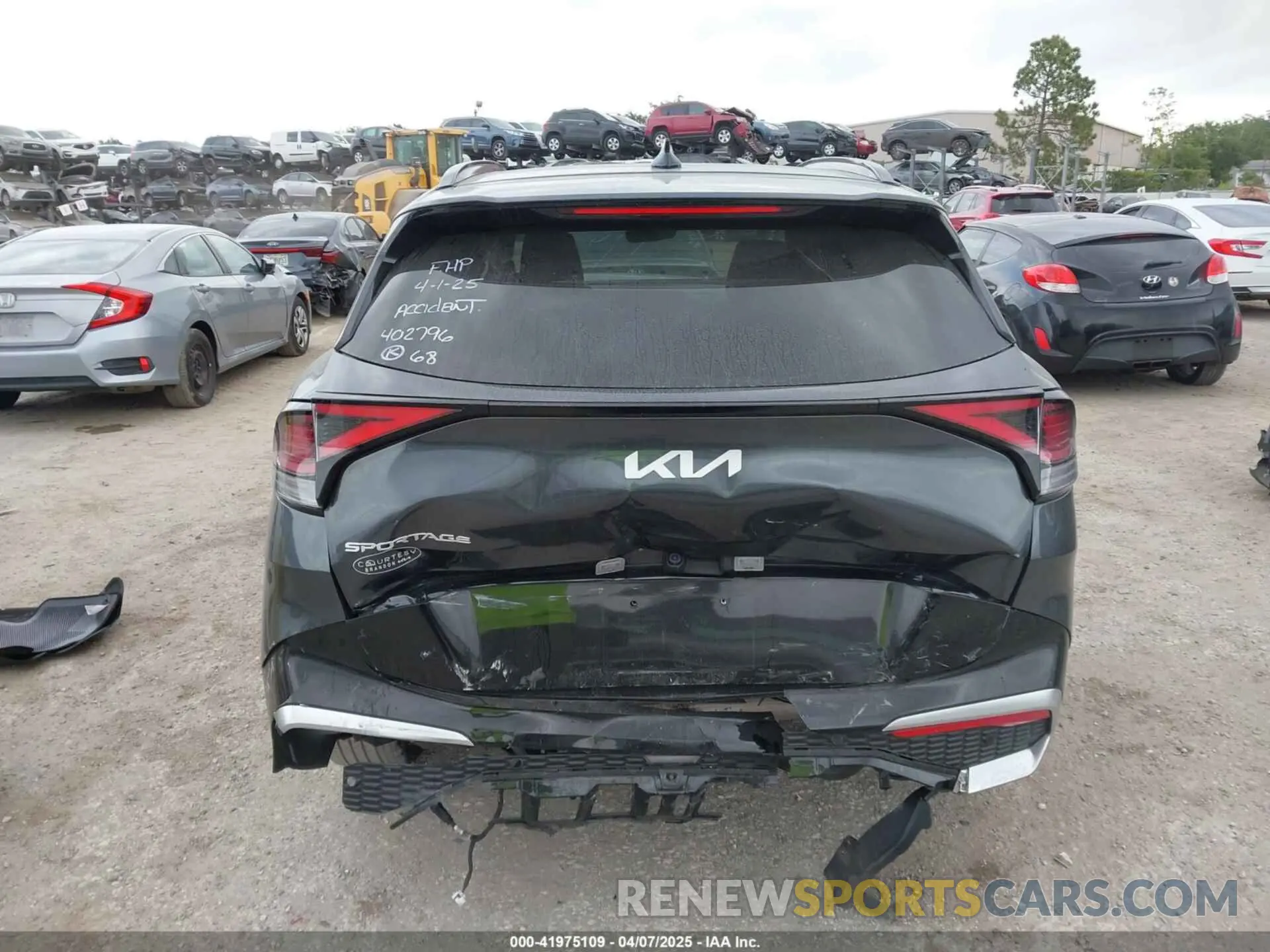 16 fotografías del automóvil dañado 5XYK43DF1RG157279 KIA SPORTAGE 2024