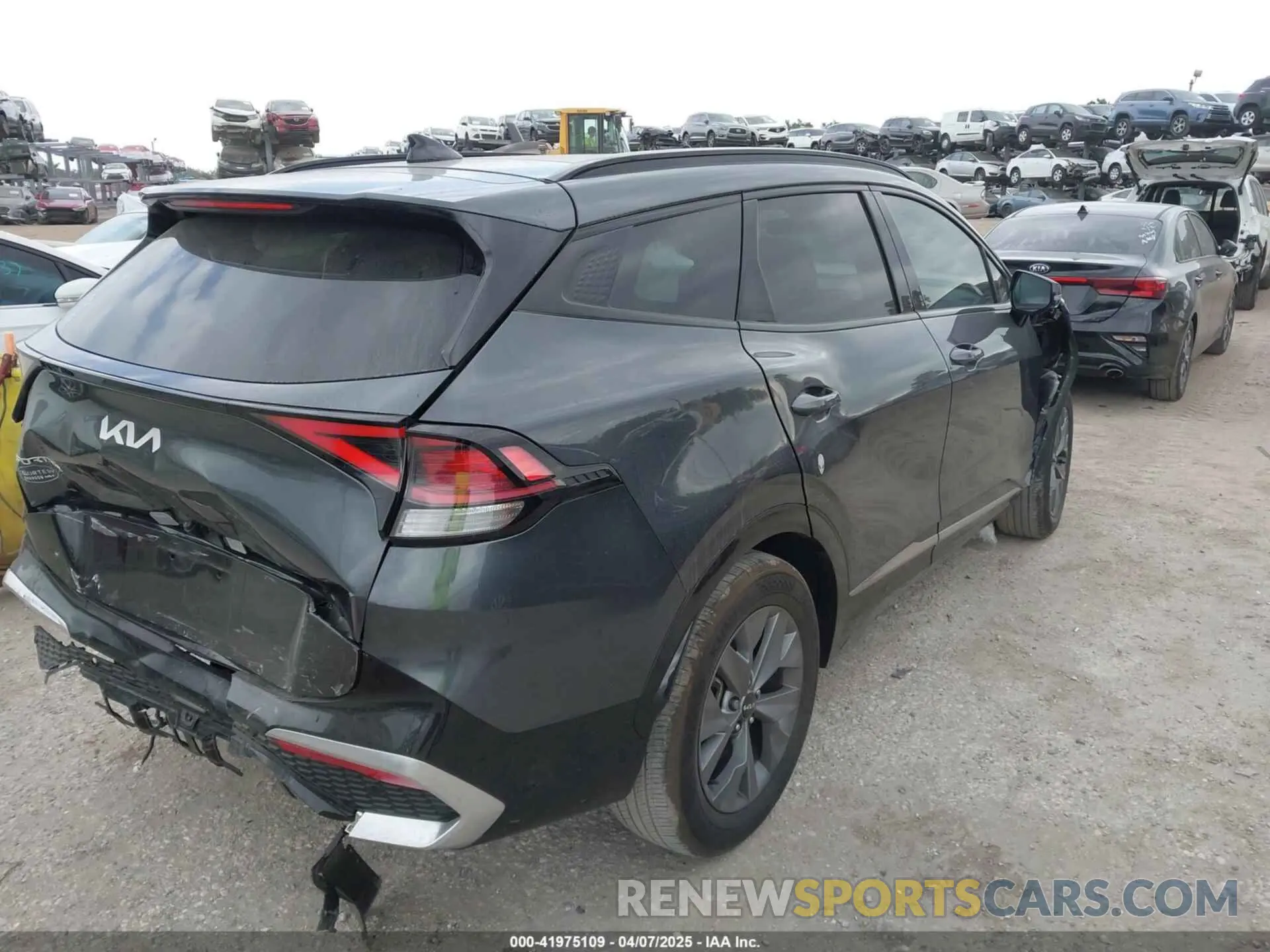 4 fotografías del automóvil dañado 5XYK43DF1RG157279 KIA SPORTAGE 2024