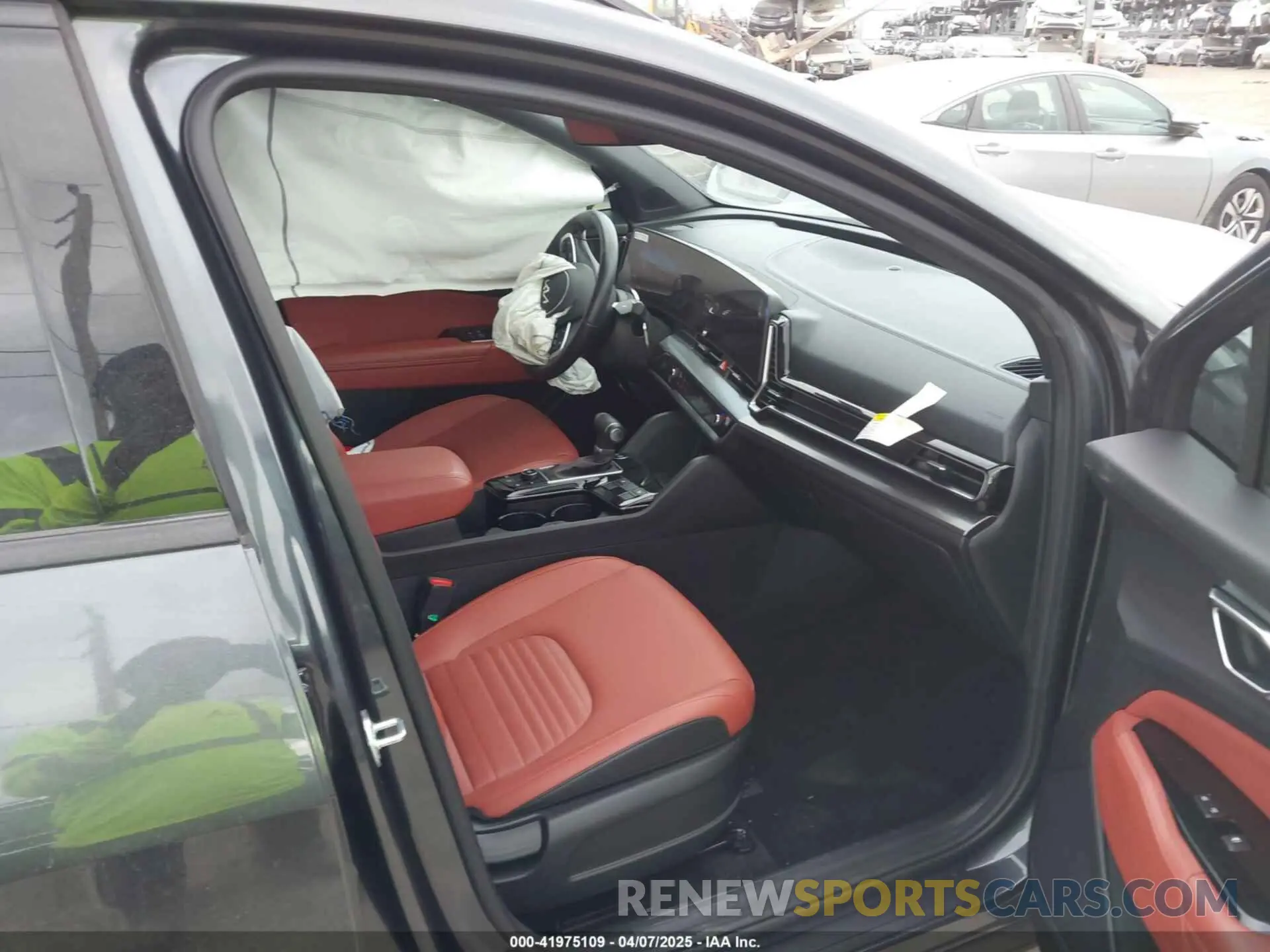 5 fotografías del automóvil dañado 5XYK43DF1RG157279 KIA SPORTAGE 2024