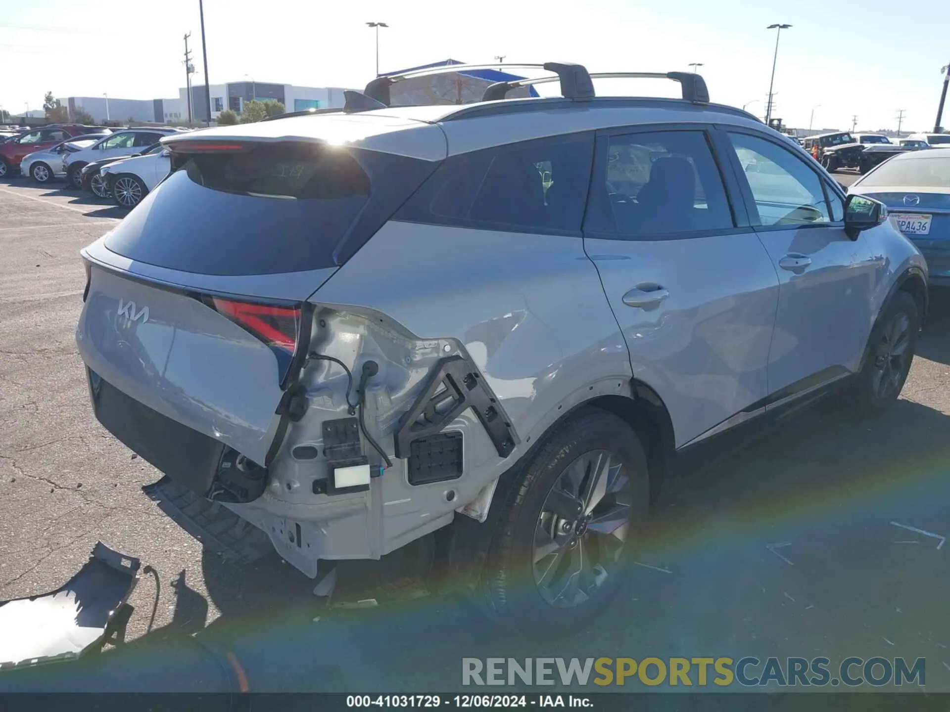 4 fotografías del automóvil dañado 5XYK43DF7RG159926 KIA SPORTAGE 2024