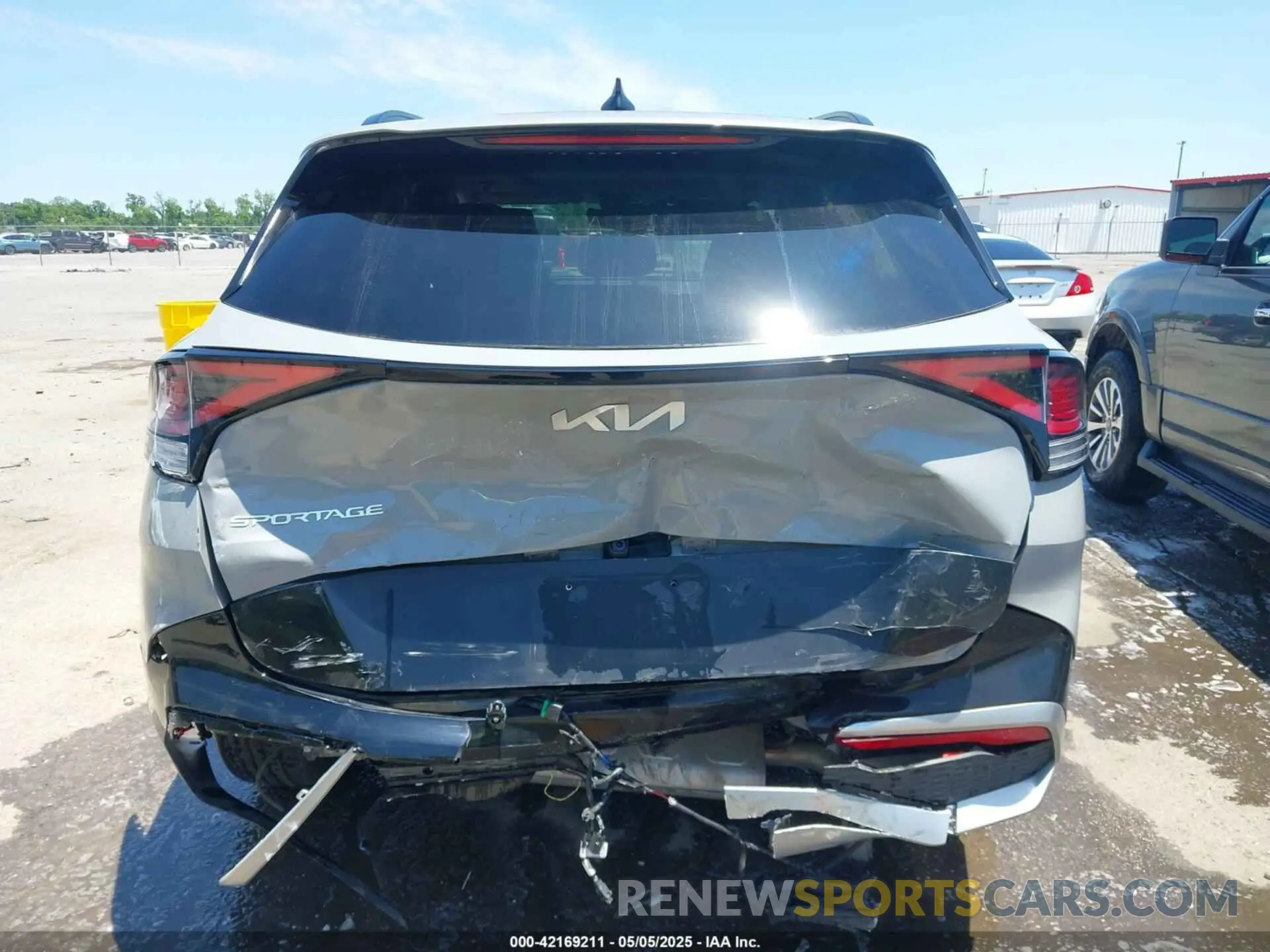 16 fotografías del automóvil dañado 5XYK43DFXRG211078 KIA SPORTAGE 2024