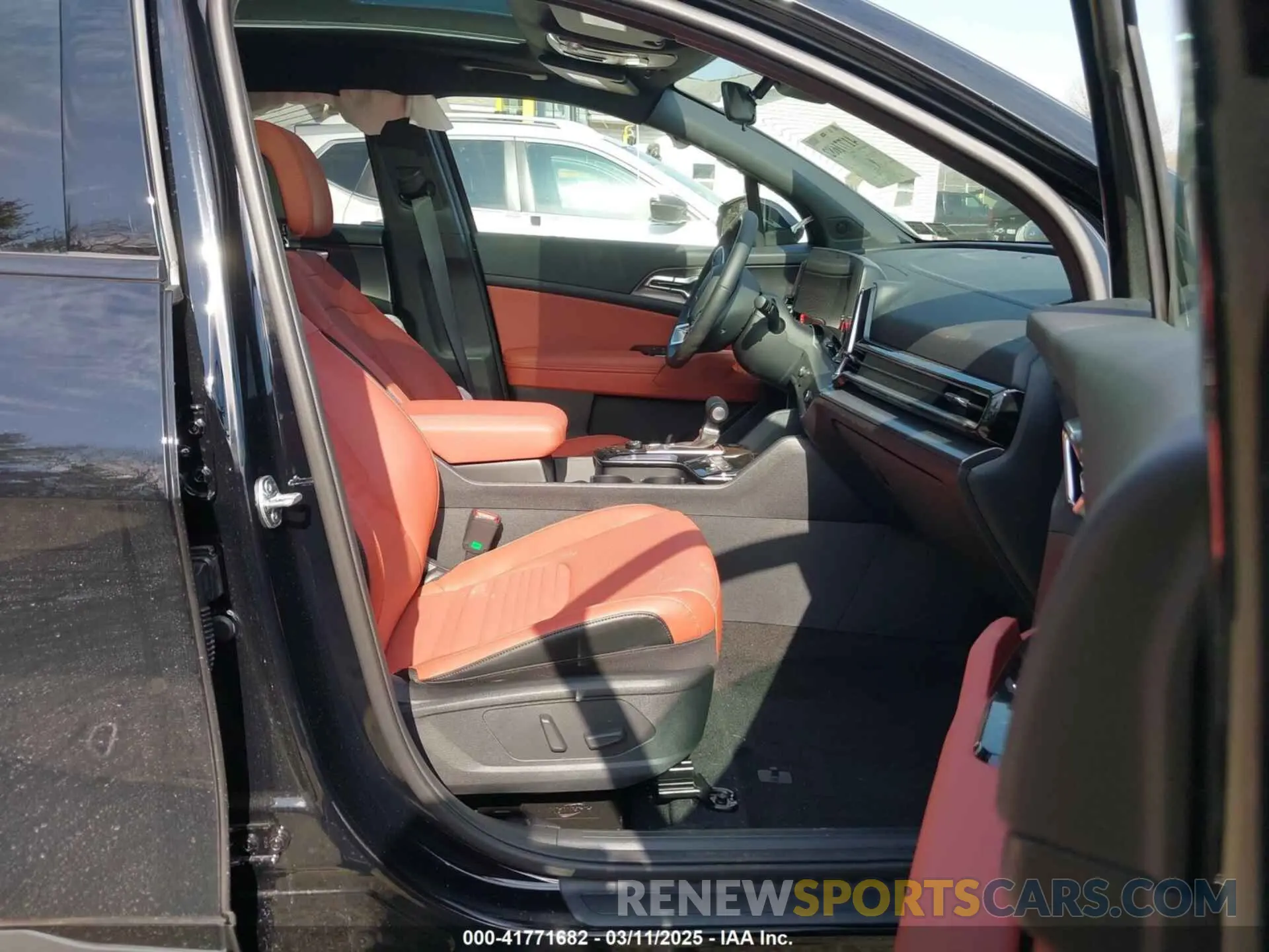 5 fotografías del automóvil dañado 5XYK5CDF8RG217393 KIA SPORTAGE 2024