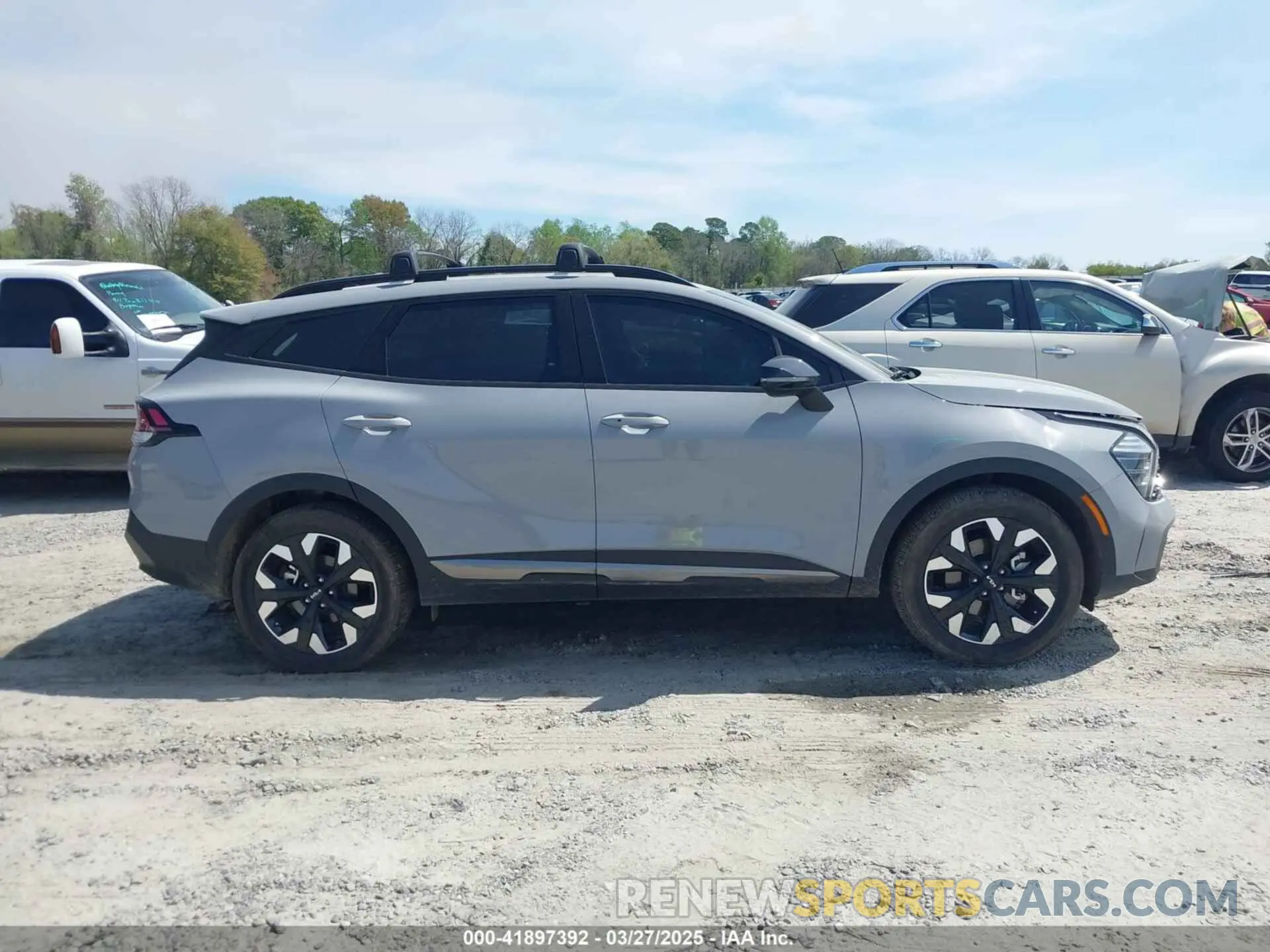 13 fotografías del automóvil dañado 5XYK6CDF0RG223525 KIA SPORTAGE 2024