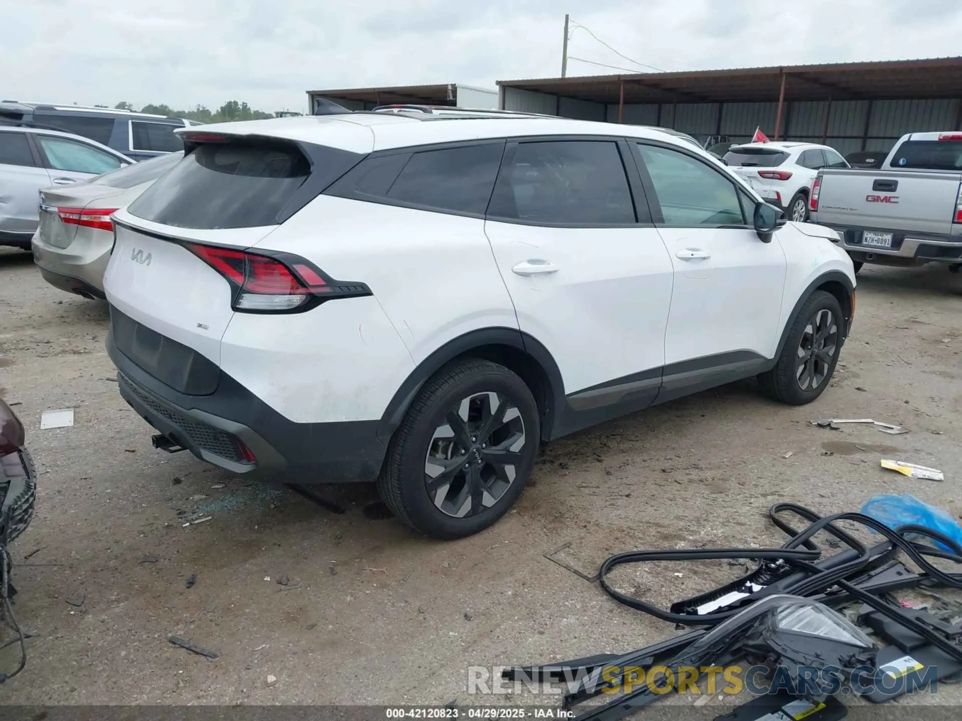 4 fotografías del automóvil dañado 5XYK6CDF0RG229132 KIA SPORTAGE 2024