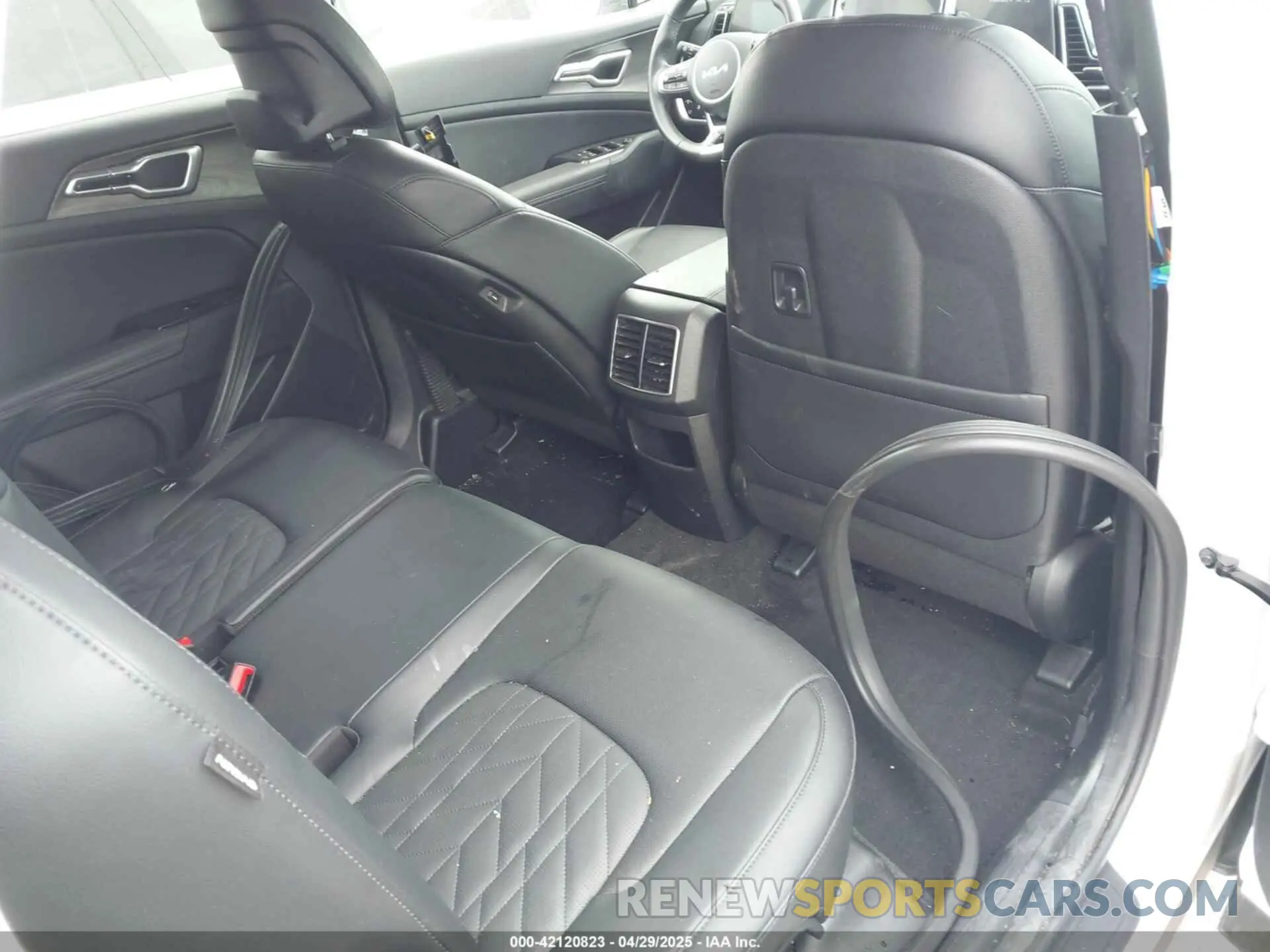 8 fotografías del automóvil dañado 5XYK6CDF0RG229132 KIA SPORTAGE 2024