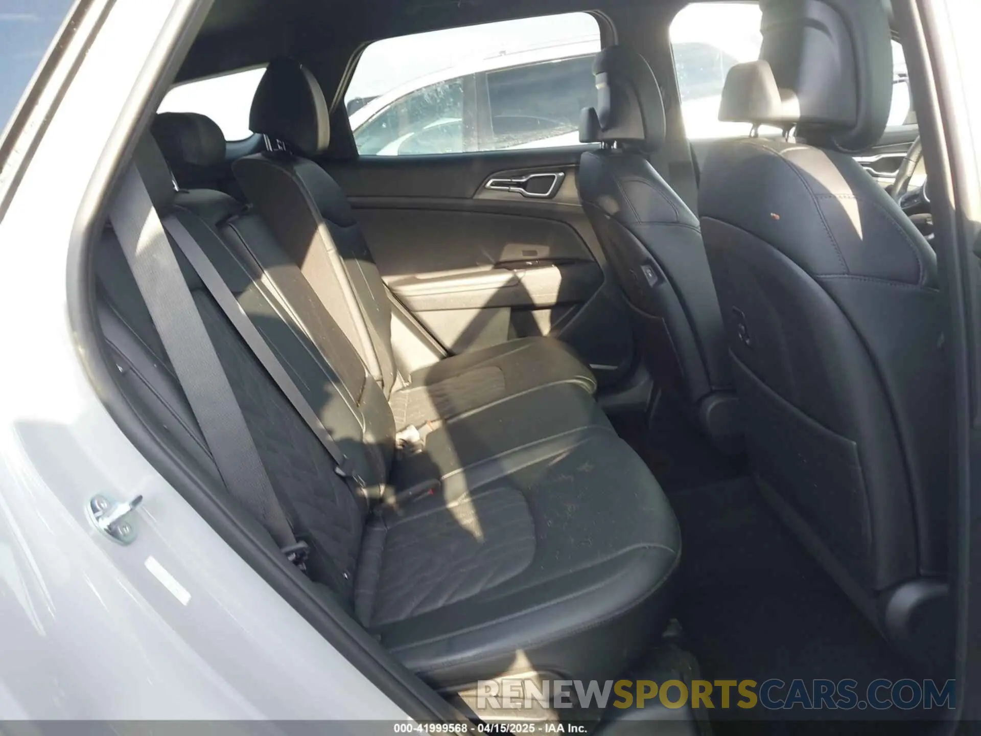 8 fotografías del automóvil dañado 5XYK6CDF5RG190666 KIA SPORTAGE 2024