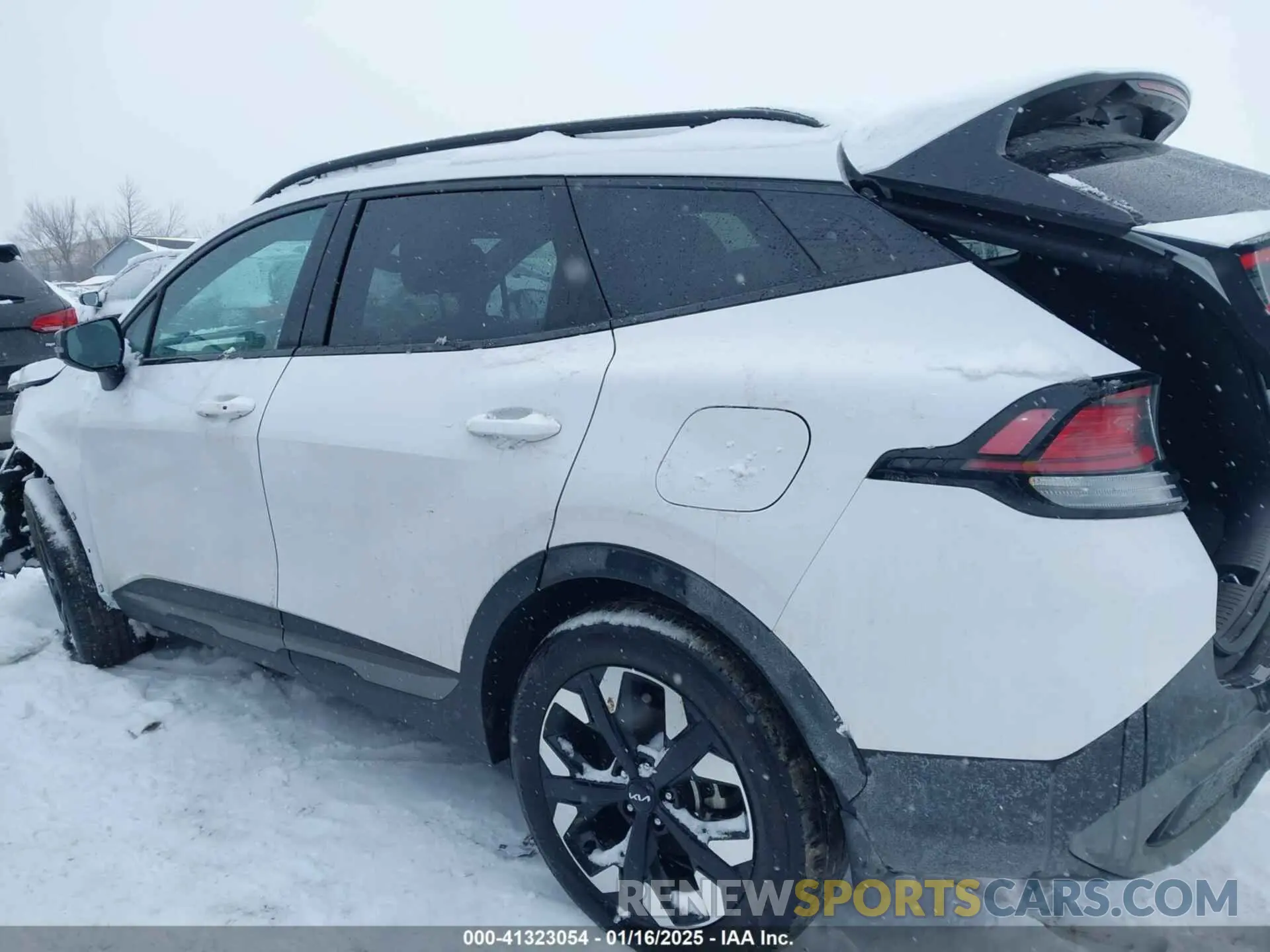 14 fotografías del automóvil dañado 5XYK6CDF7RG214255 KIA SPORTAGE 2024