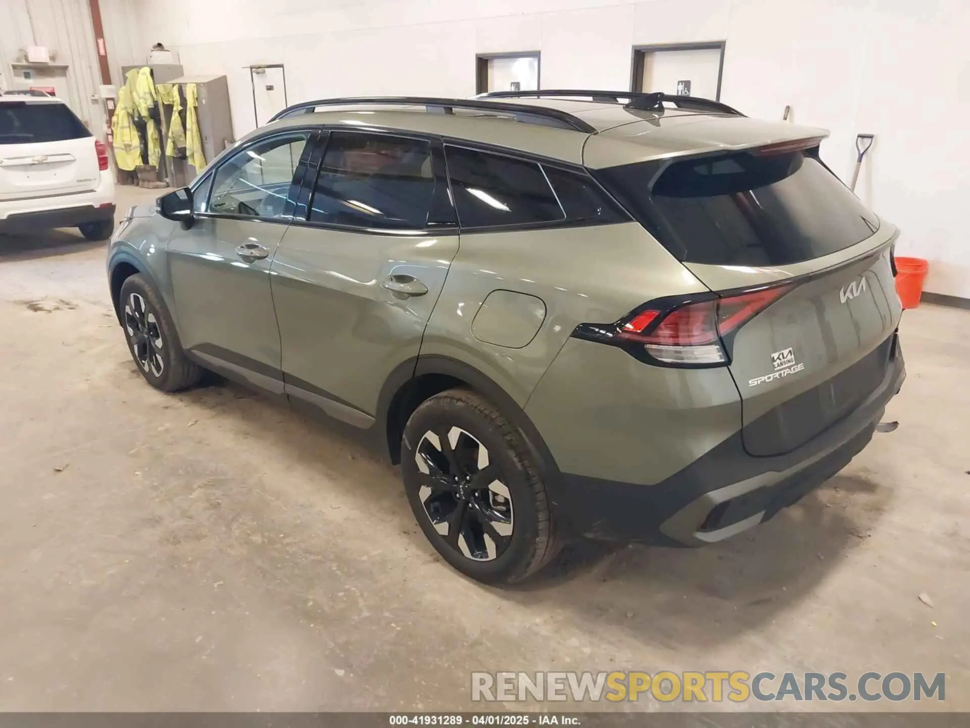 3 fotografías del automóvil dañado 5XYK6CDFXRG225525 KIA SPORTAGE 2024