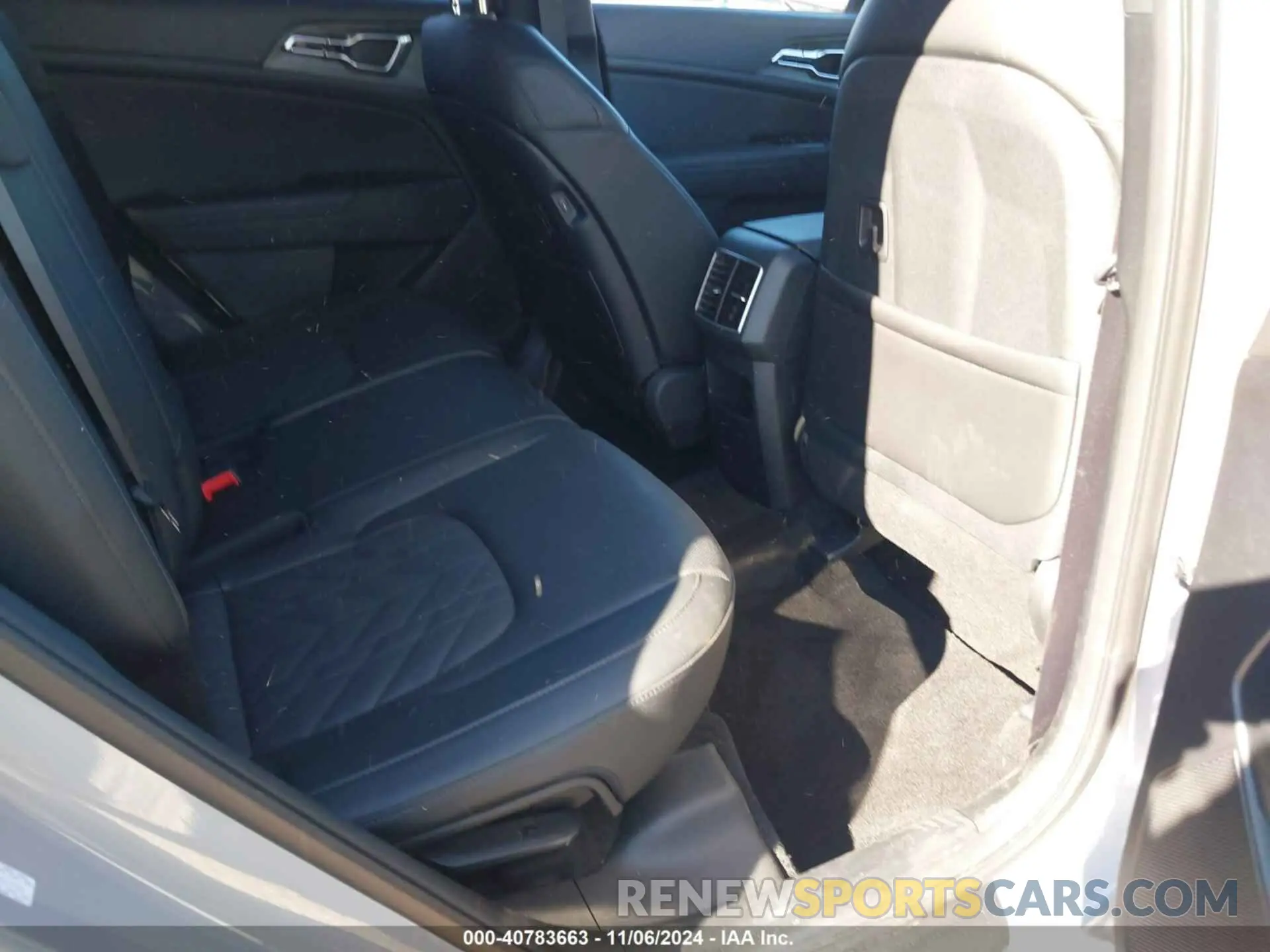 8 fotografías del automóvil dañado 5XYK7CDF0RG221755 KIA SPORTAGE 2024