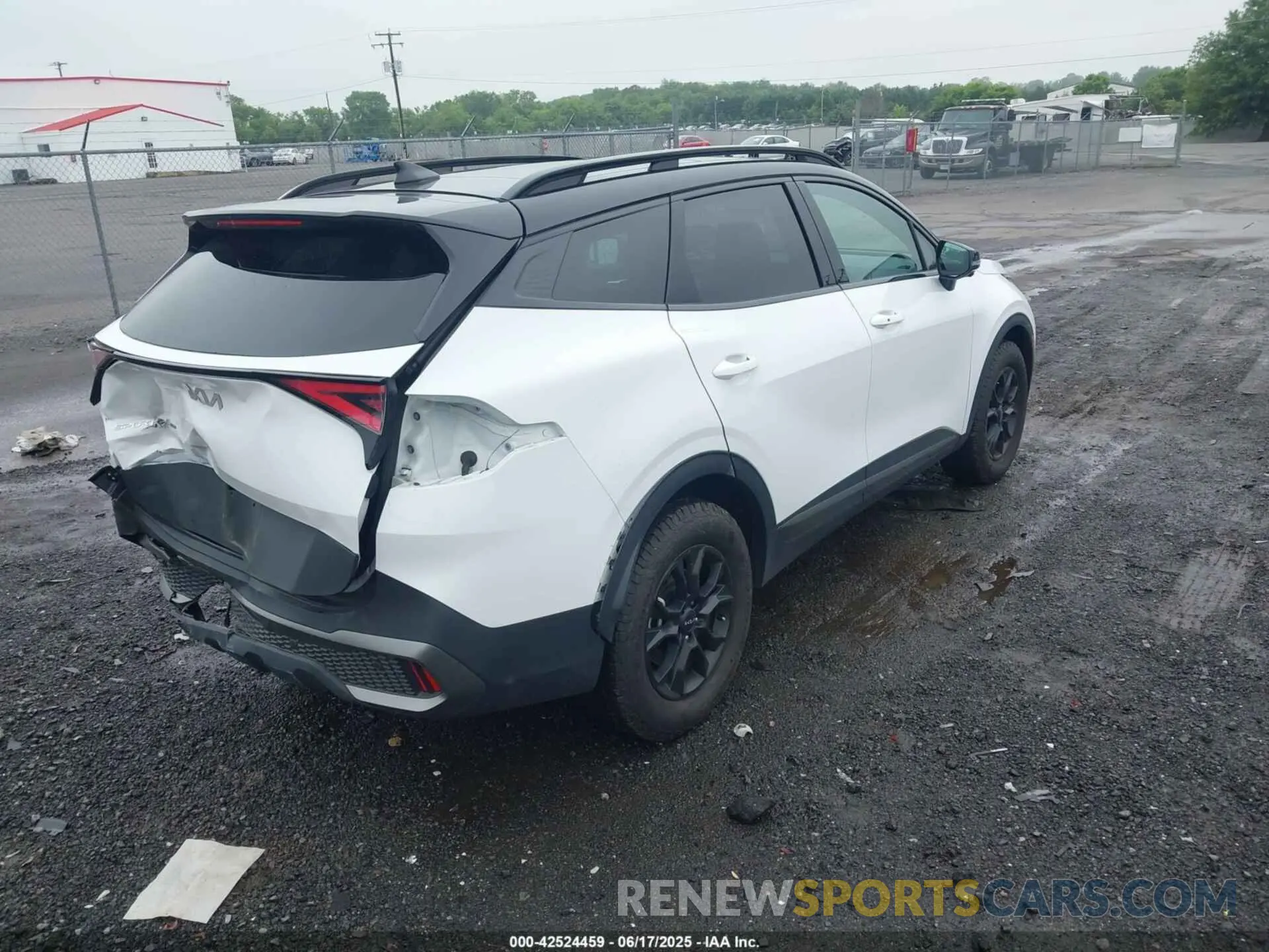 4 fotografías del automóvil dañado 5XYK7CDF9RG170854 KIA SPORTAGE 2024