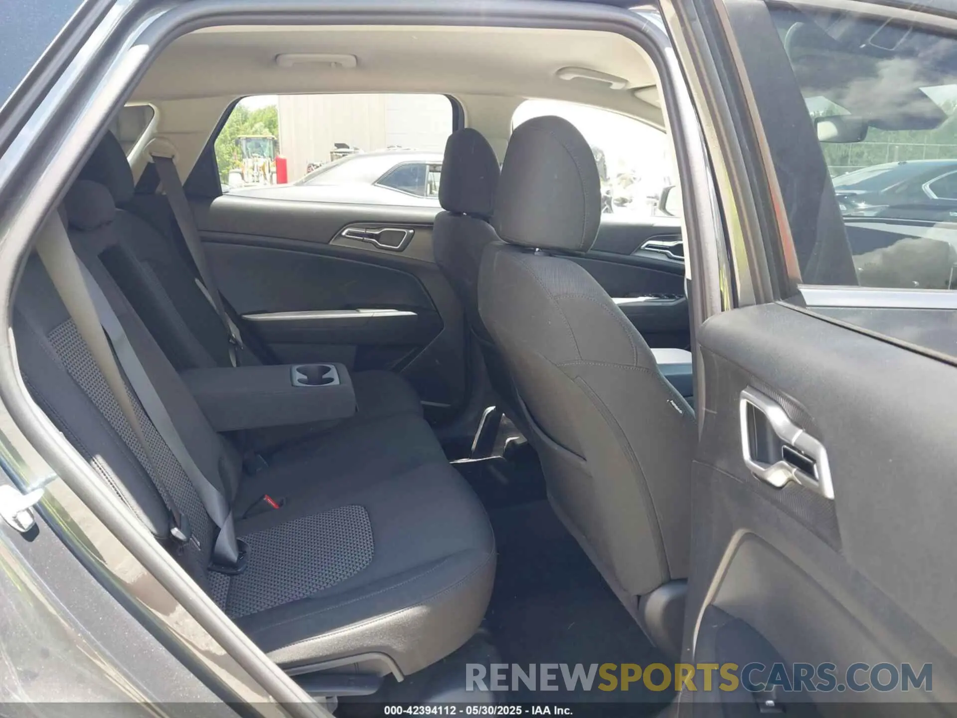 8 fotografías del automóvil dañado KNDPU3DF0R7296788 KIA SPORTAGE 2024