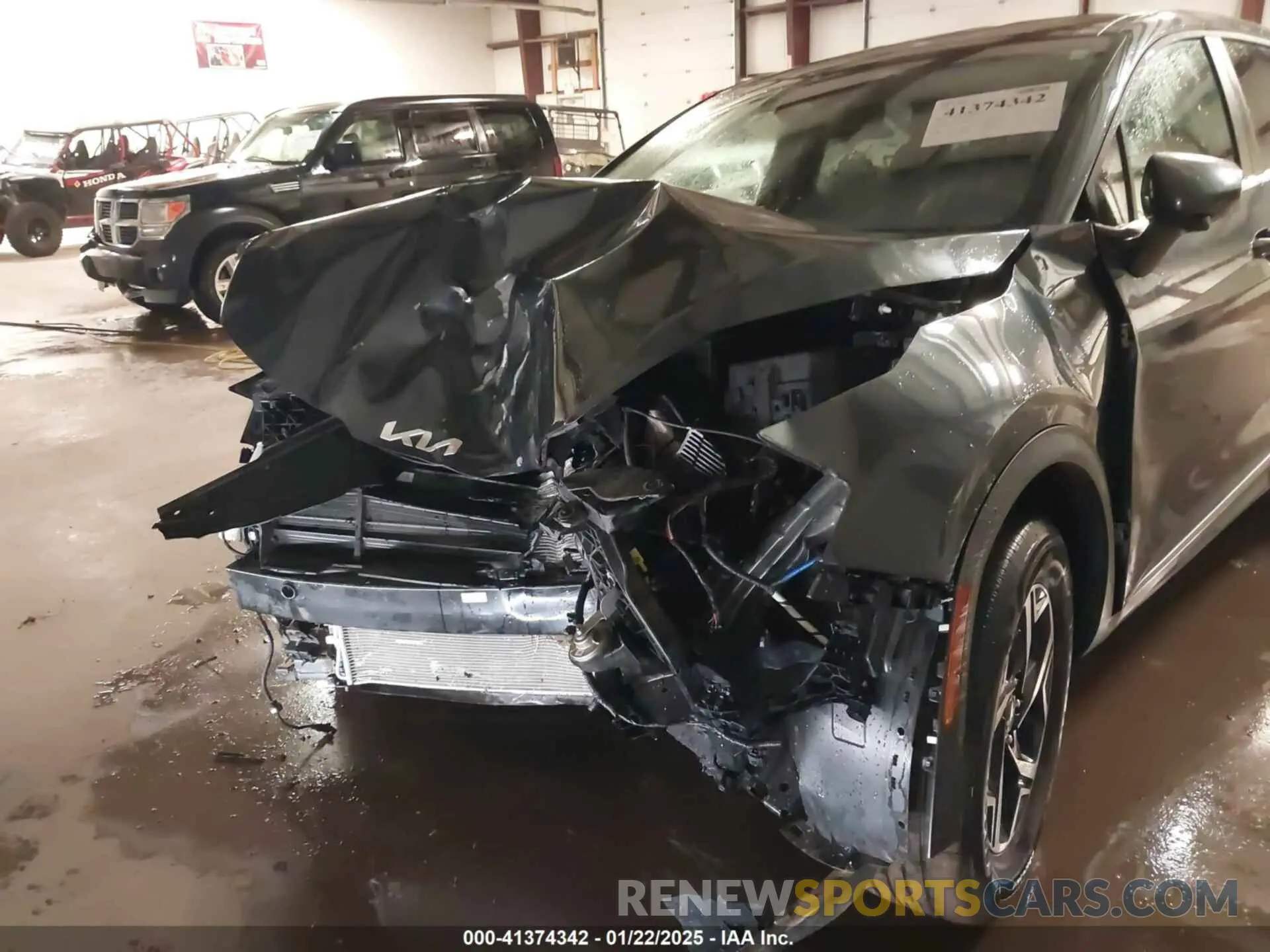 13 fotografías del automóvil dañado KNDPU3DF1R7237880 KIA SPORTAGE 2024
