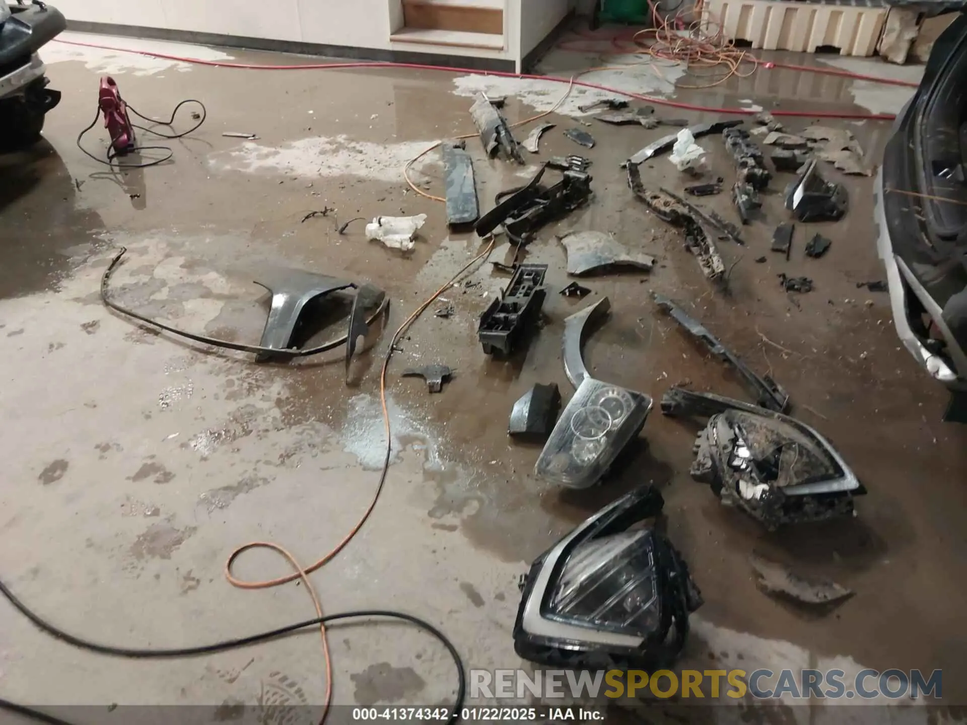 18 fotografías del automóvil dañado KNDPU3DF1R7237880 KIA SPORTAGE 2024