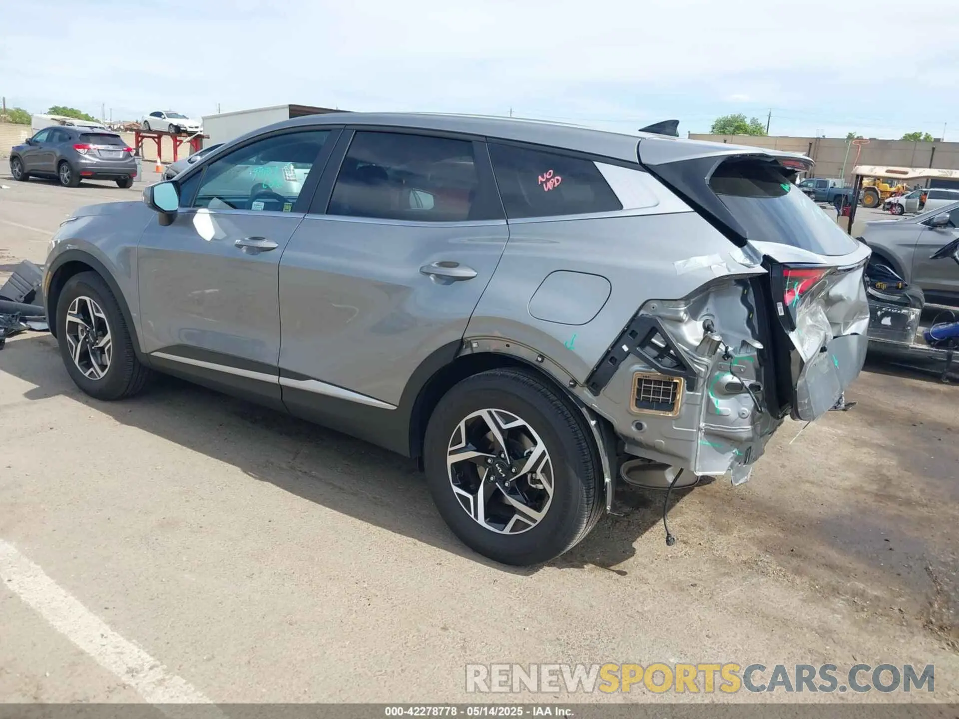 3 fotografías del automóvil dañado KNDPU3DF2R7316703 KIA SPORTAGE 2024