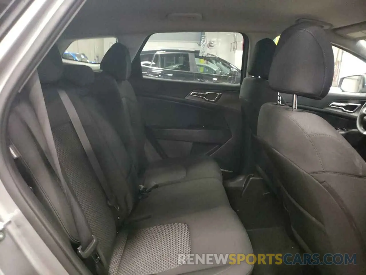 11 fotografías del automóvil dañado KNDPU3DF3R7279273 KIA SPORTAGE 2024