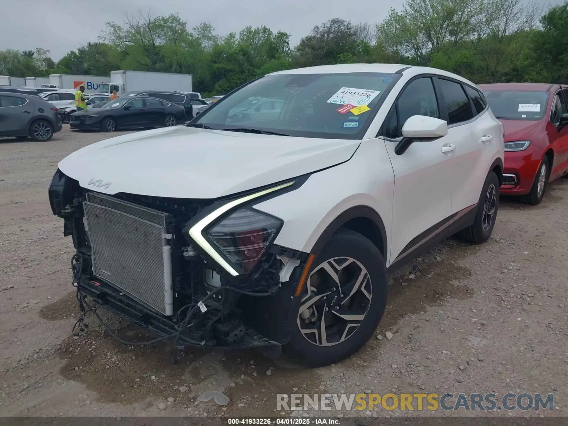 2 fotografías del automóvil dañado KNDPU3DF3R7283856 KIA SPORTAGE 2024