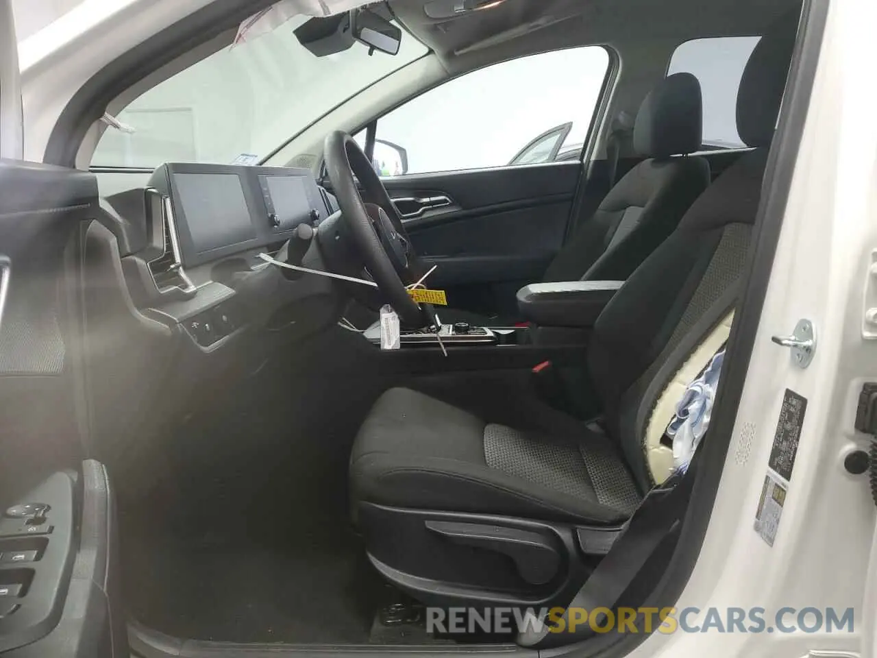 7 fotografías del automóvil dañado KNDPU3DF7R7263514 KIA SPORTAGE 2024