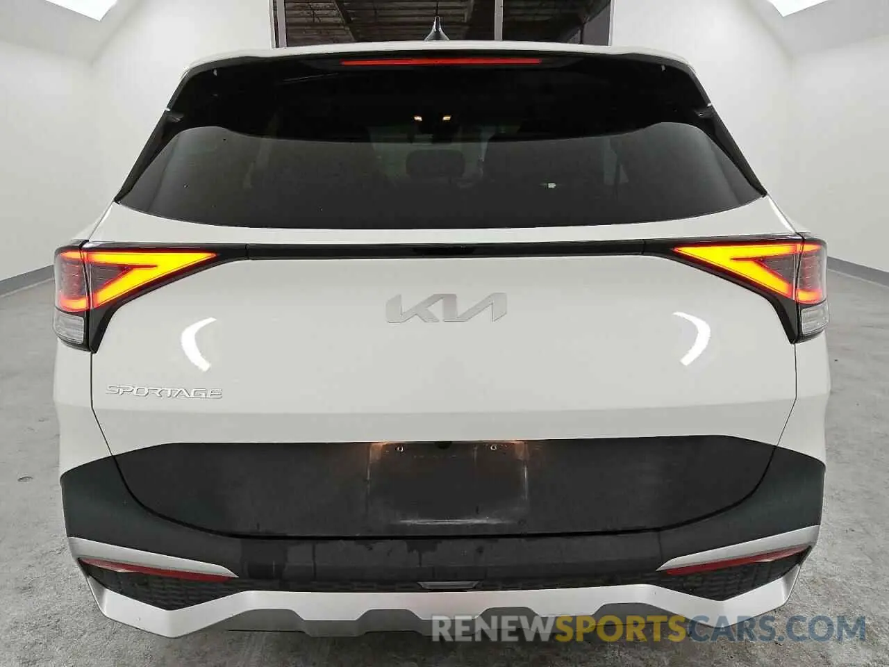 6 fotografías del automóvil dañado KNDPU3DF7R7294861 KIA SPORTAGE 2024