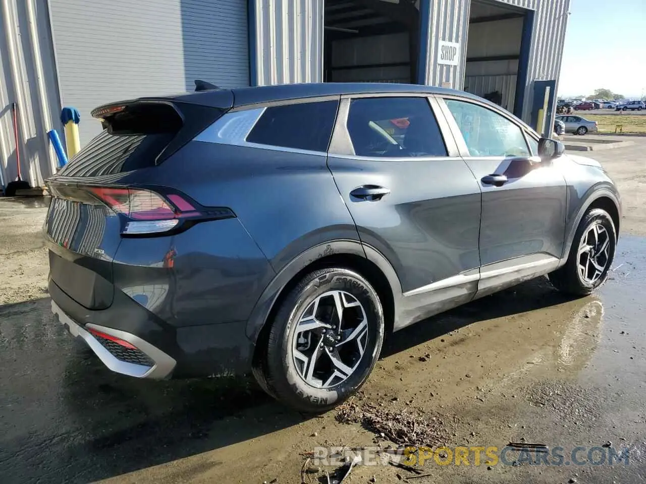 3 fotografías del automóvil dañado KNDPUCDF0R7251995 KIA SPORTAGE 2024