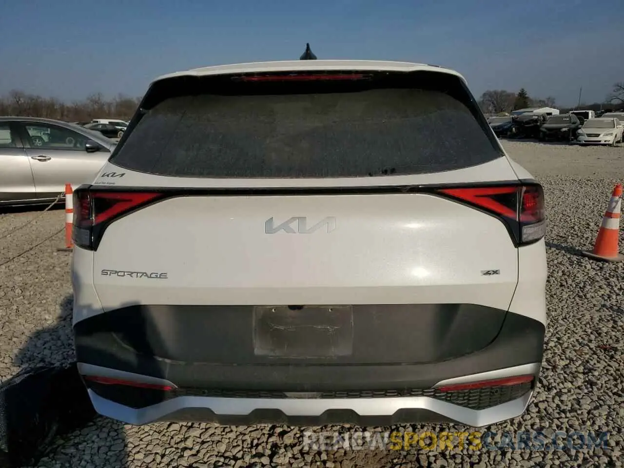 6 fotografías del automóvil dañado KNDPUCDF3R7237721 KIA SPORTAGE 2024