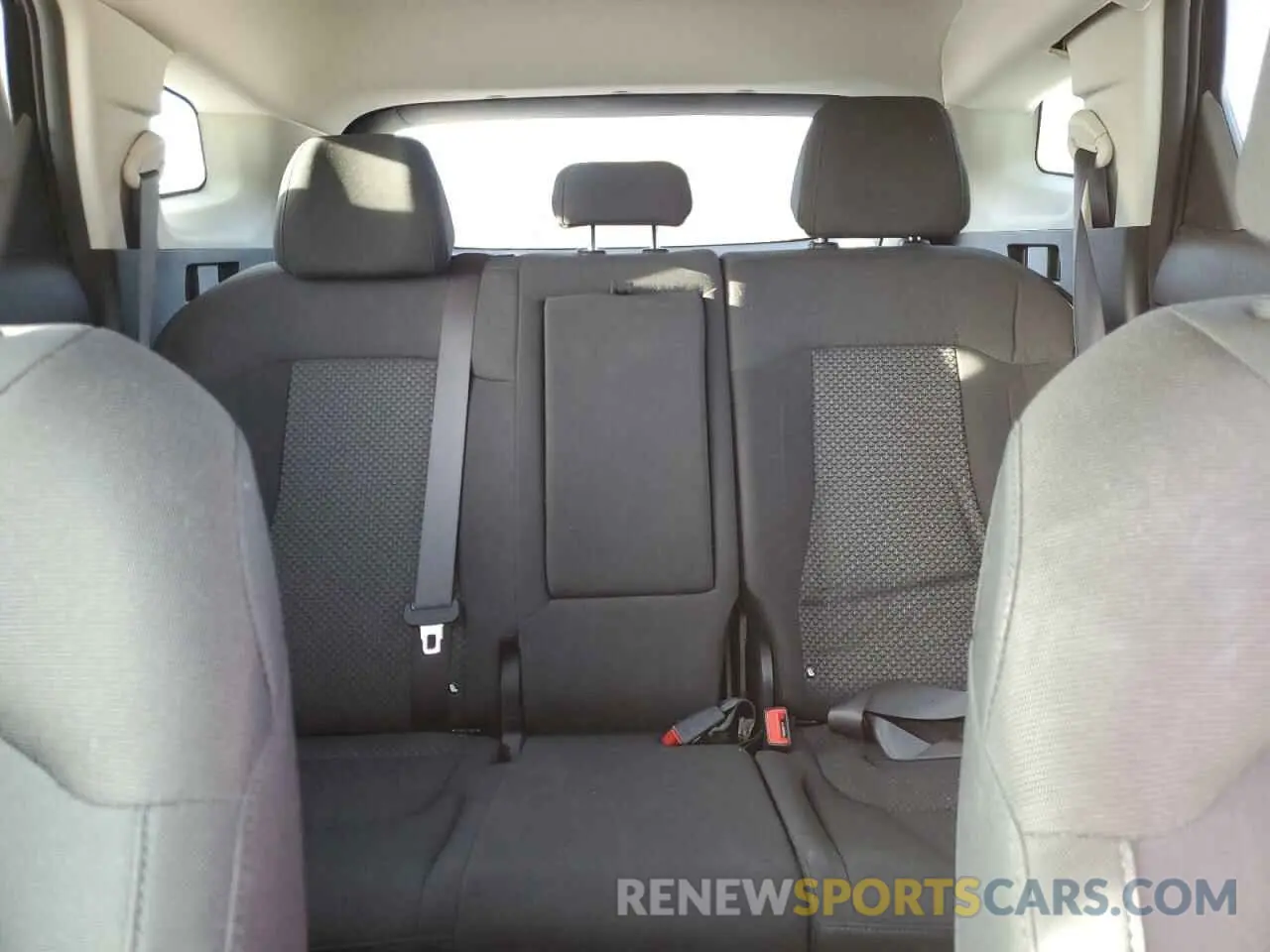 10 fotografías del automóvil dañado KNDPUCDF3R7250565 KIA SPORTAGE 2024