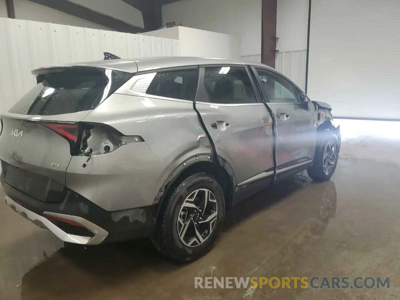 3 fotografías del automóvil dañado KNDPUCDF3R7303636 KIA SPORTAGE 2024