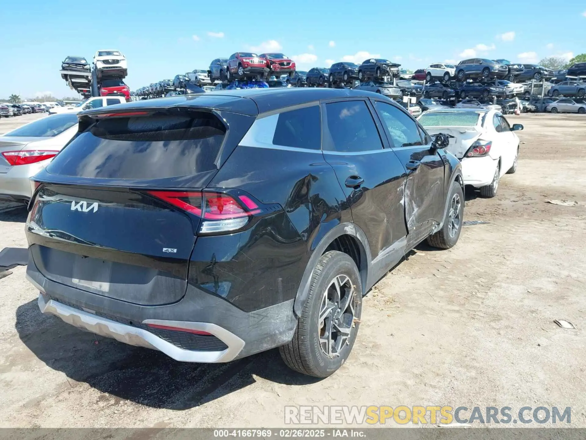 4 fotografías del automóvil dañado KNDPUCDF4R7238196 KIA SPORTAGE 2024