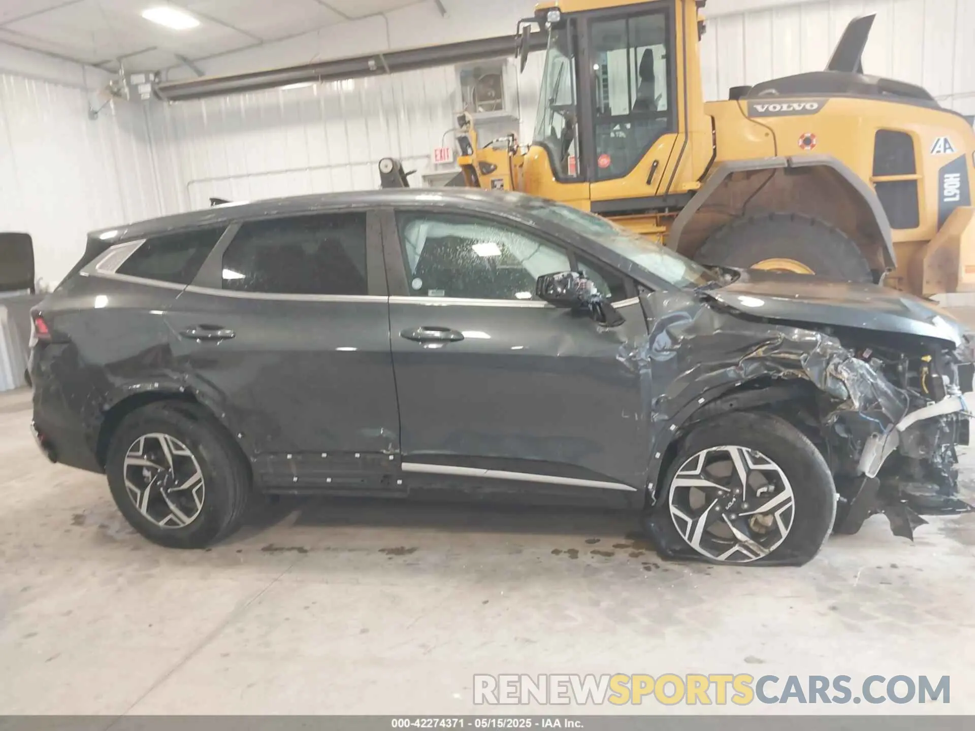 12 fotografías del automóvil dañado KNDPUCDF4R7296180 KIA SPORTAGE 2024