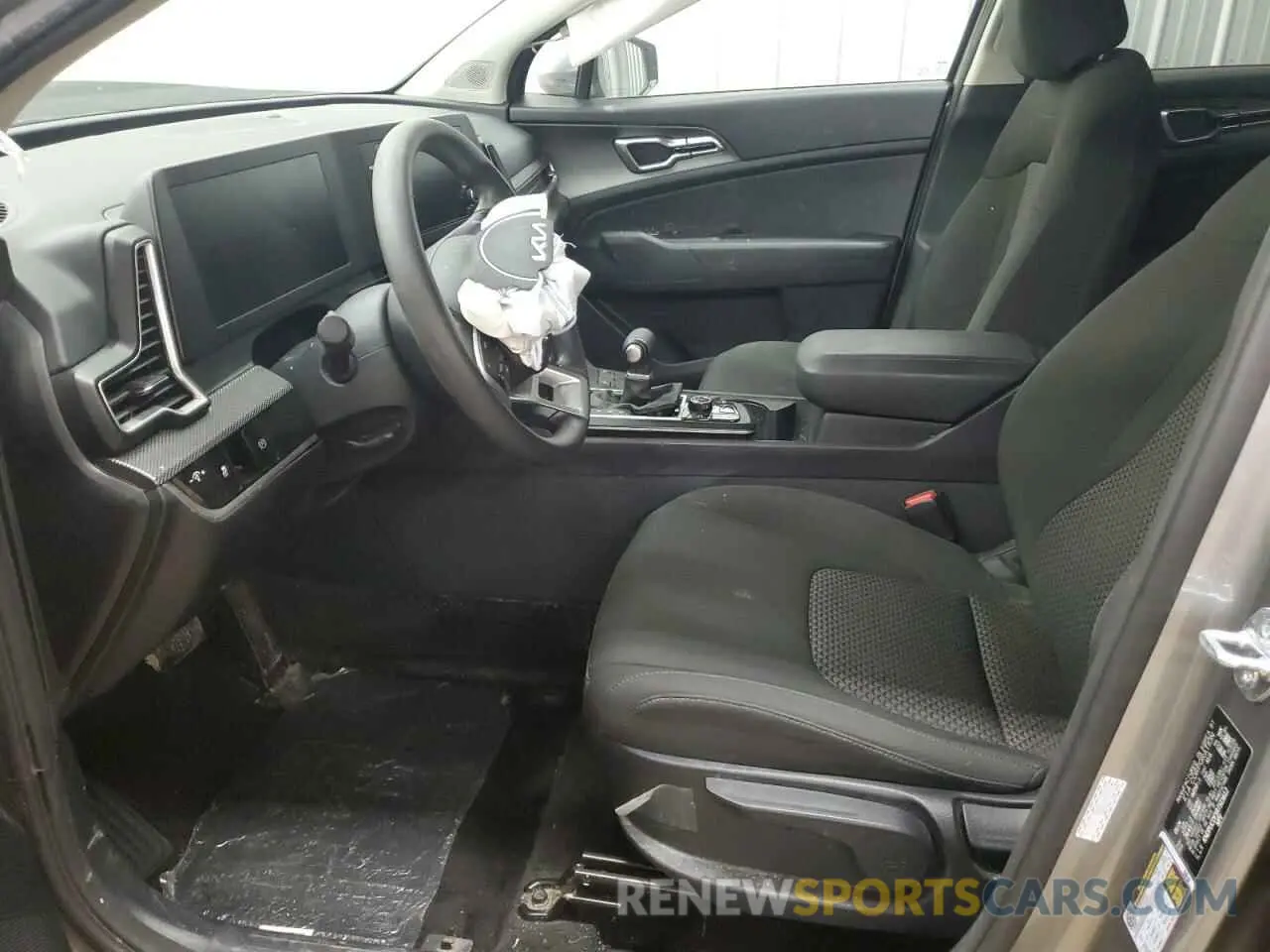 7 fotografías del automóvil dañado KNDPUCDF5R7315612 KIA SPORTAGE 2024