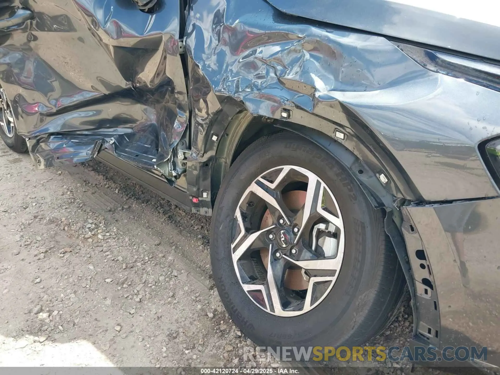 6 fotografías del automóvil dañado KNDPUCDF6R7283396 KIA SPORTAGE 2024