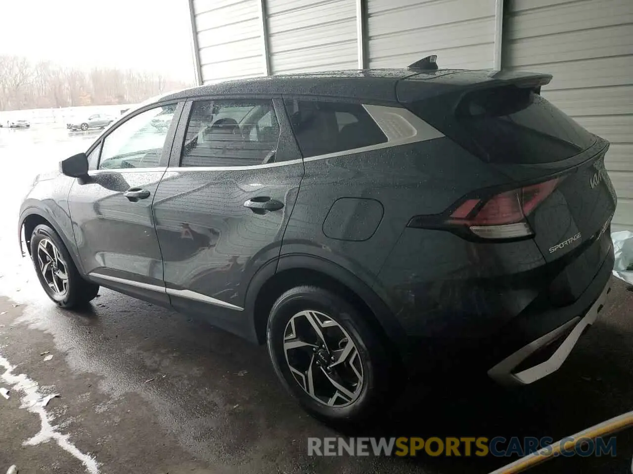 2 fotografías del automóvil dañado KNDPUCDF7R7312324 KIA SPORTAGE 2024