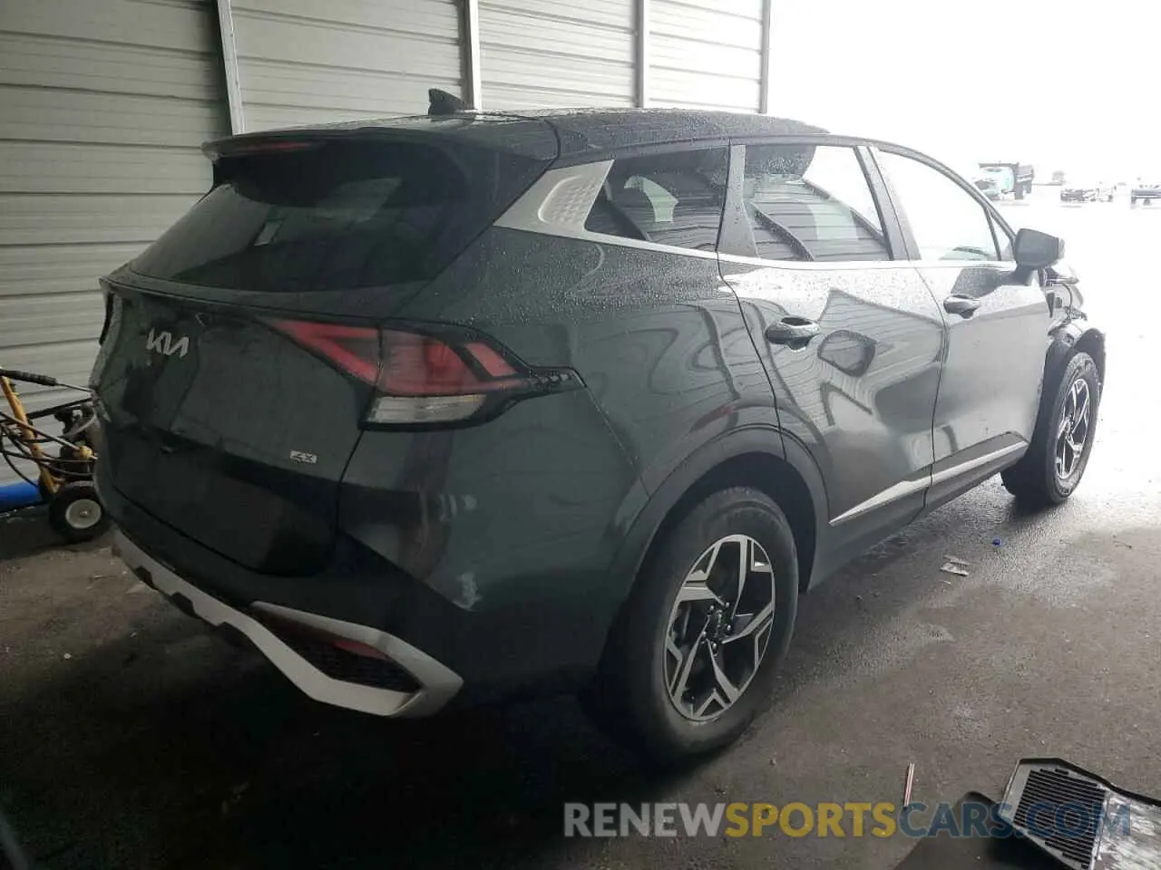 3 fotografías del automóvil dañado KNDPUCDF7R7312324 KIA SPORTAGE 2024